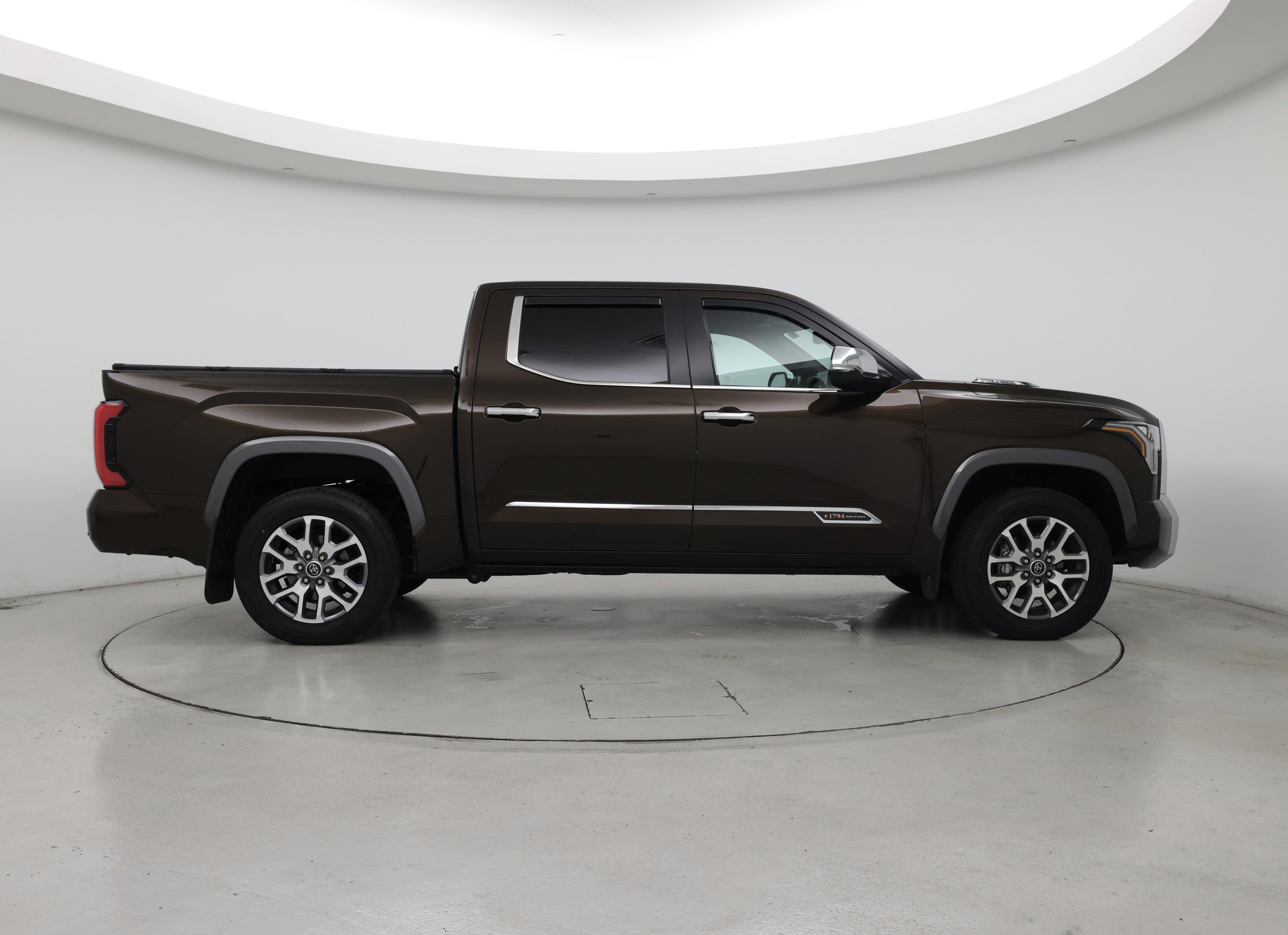 Thumbnail: 2024 Toyota Tundra - 7