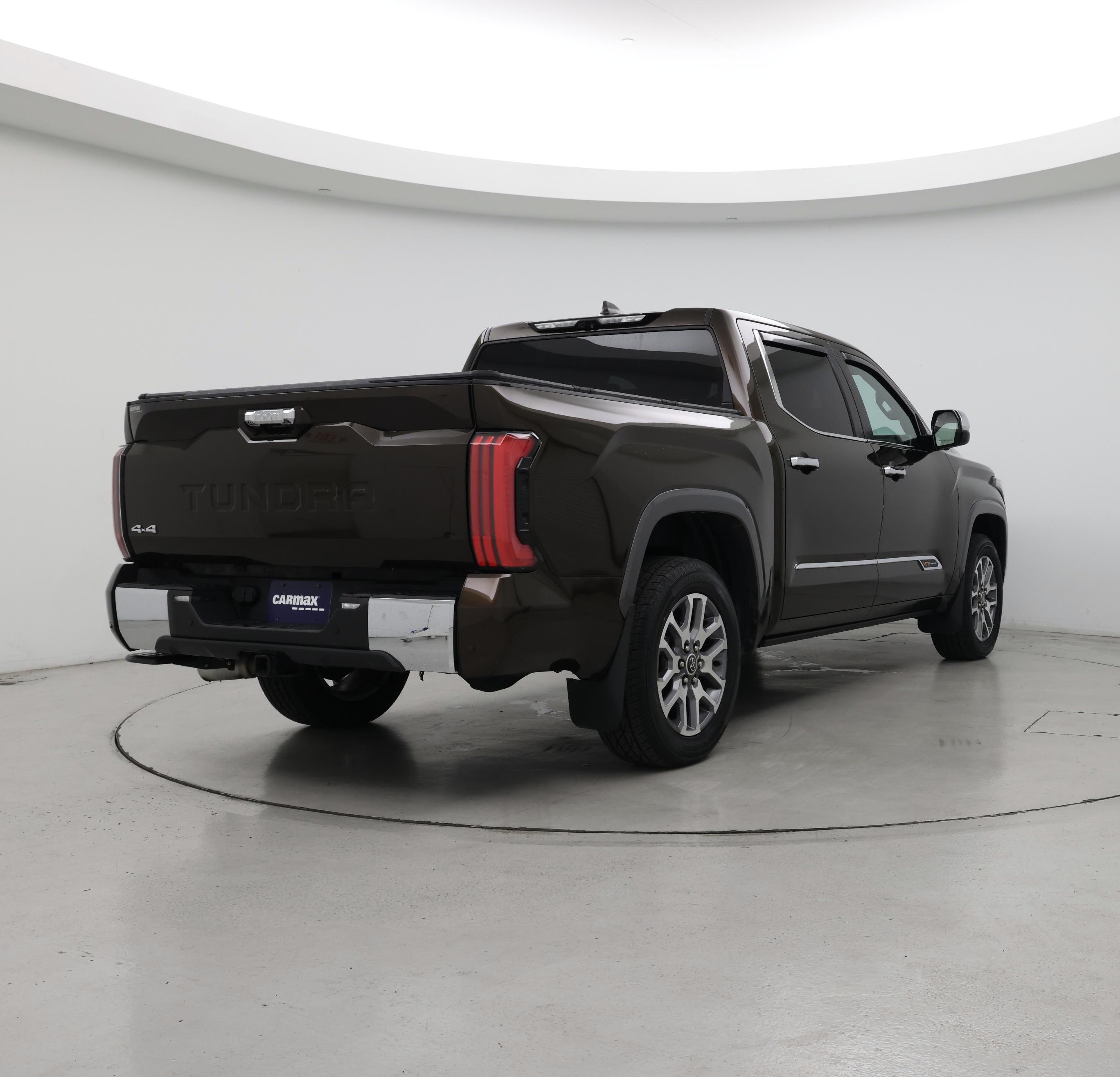 Thumbnail: 2024 Toyota Tundra - 8