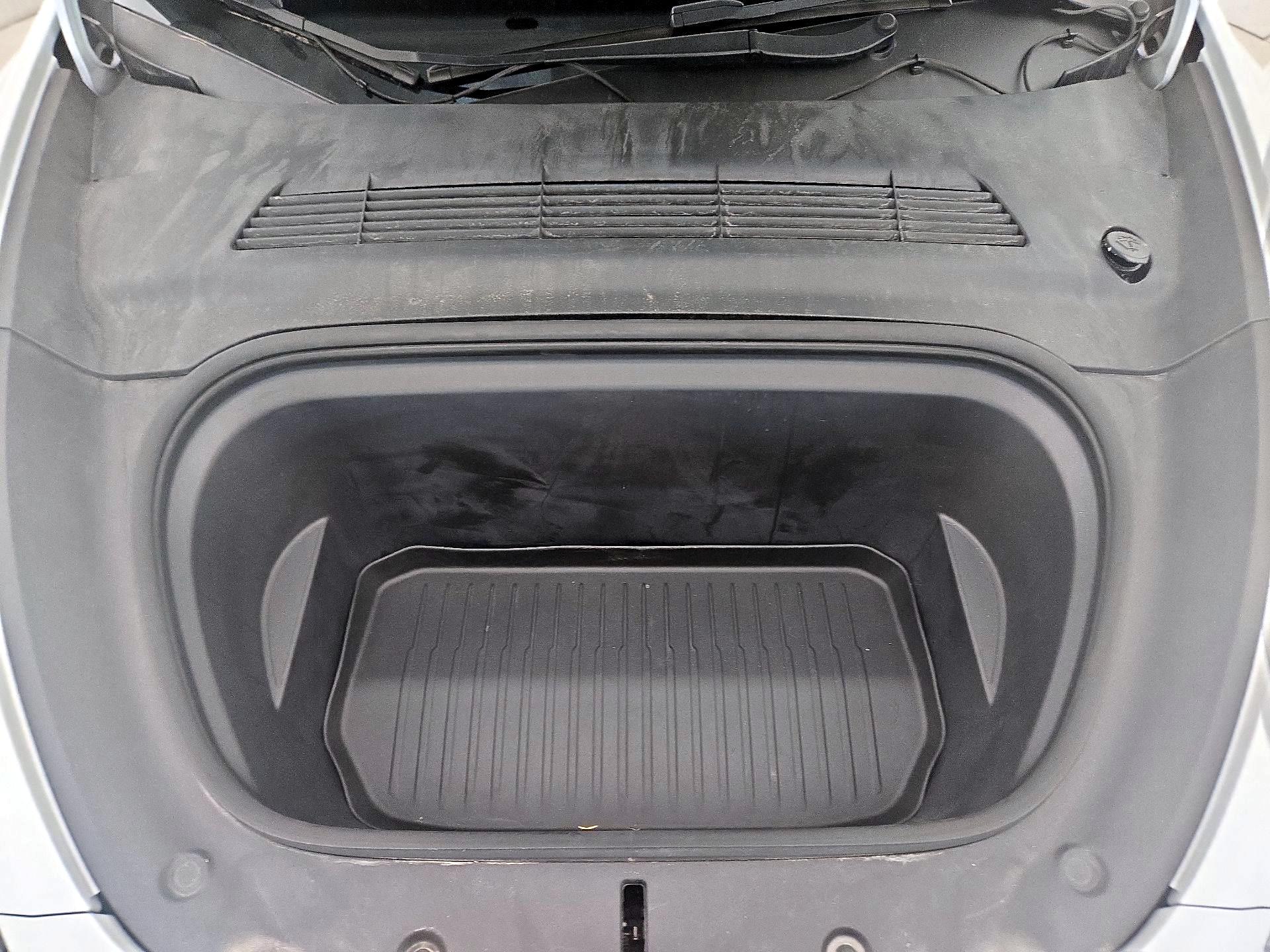 Thumbnail: 2022 Tesla Model Y - 20