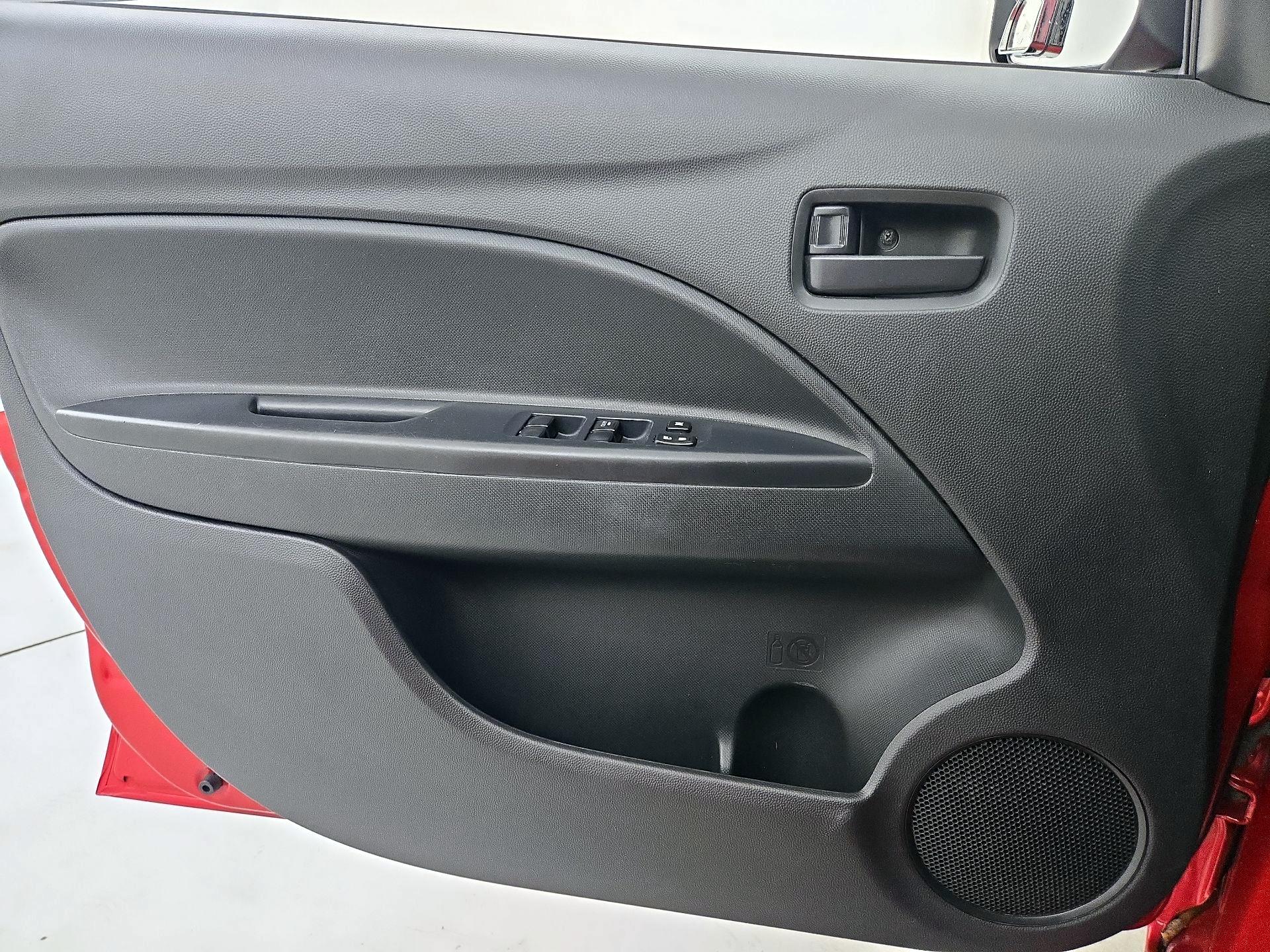 Thumbnail: 2019 Mitsubishi Mirage - 12