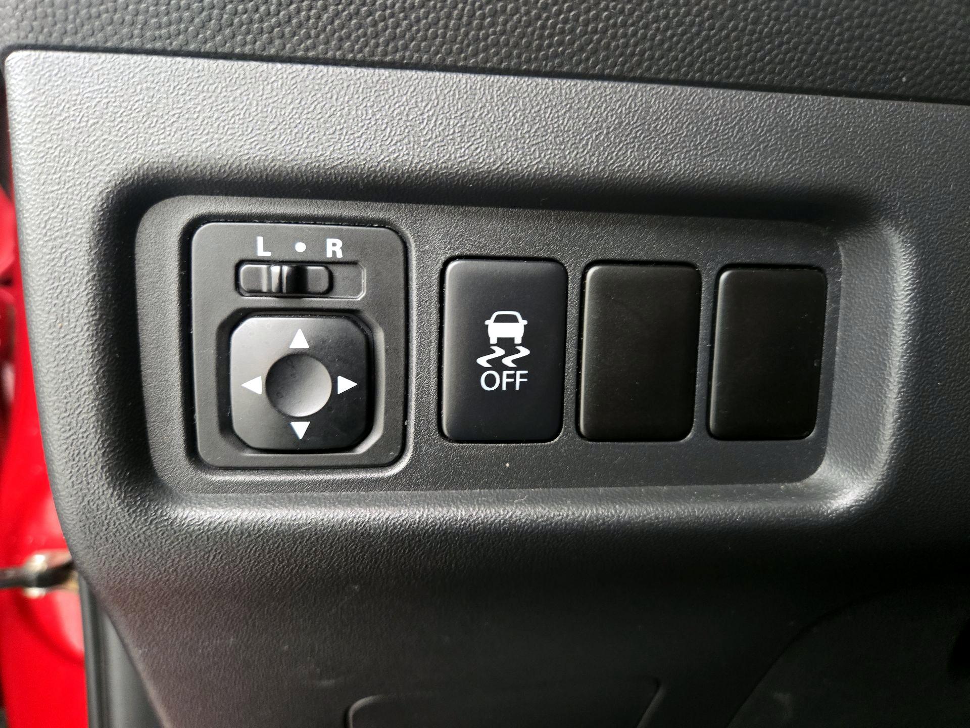 Thumbnail: 2019 Mitsubishi Mirage - 13
