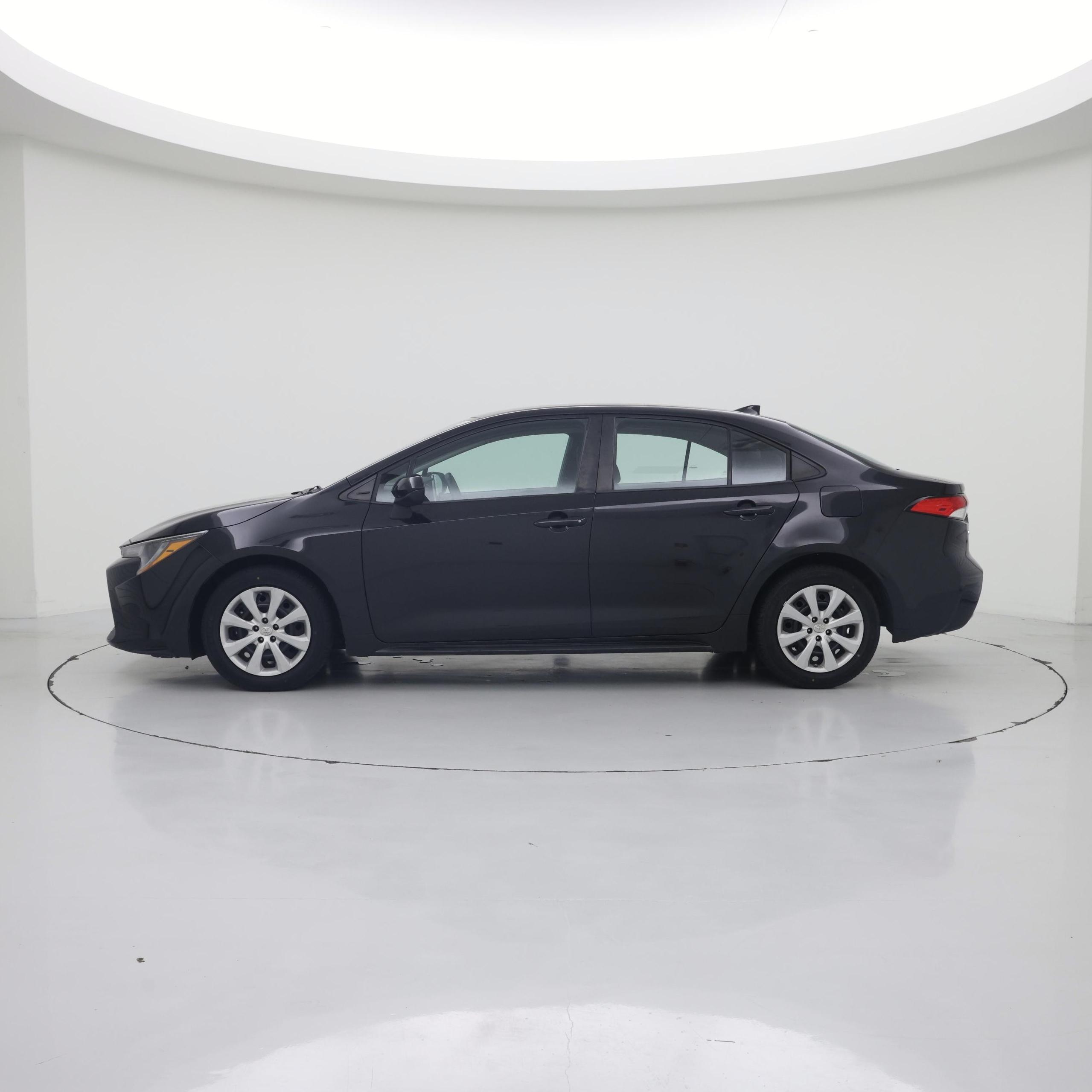 Thumbnail: 2021 Toyota Corolla - 3