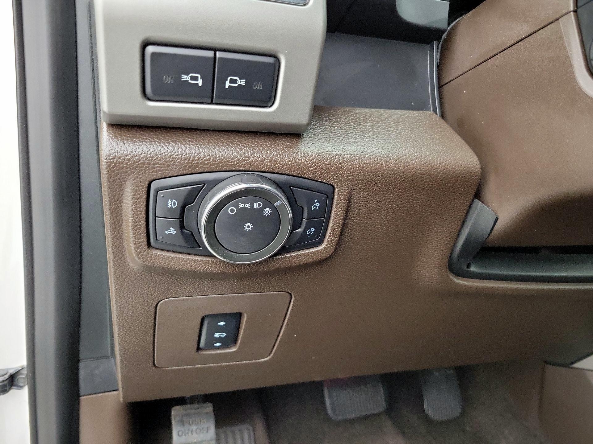 Thumbnail: 2016 Ford F-150 - 13