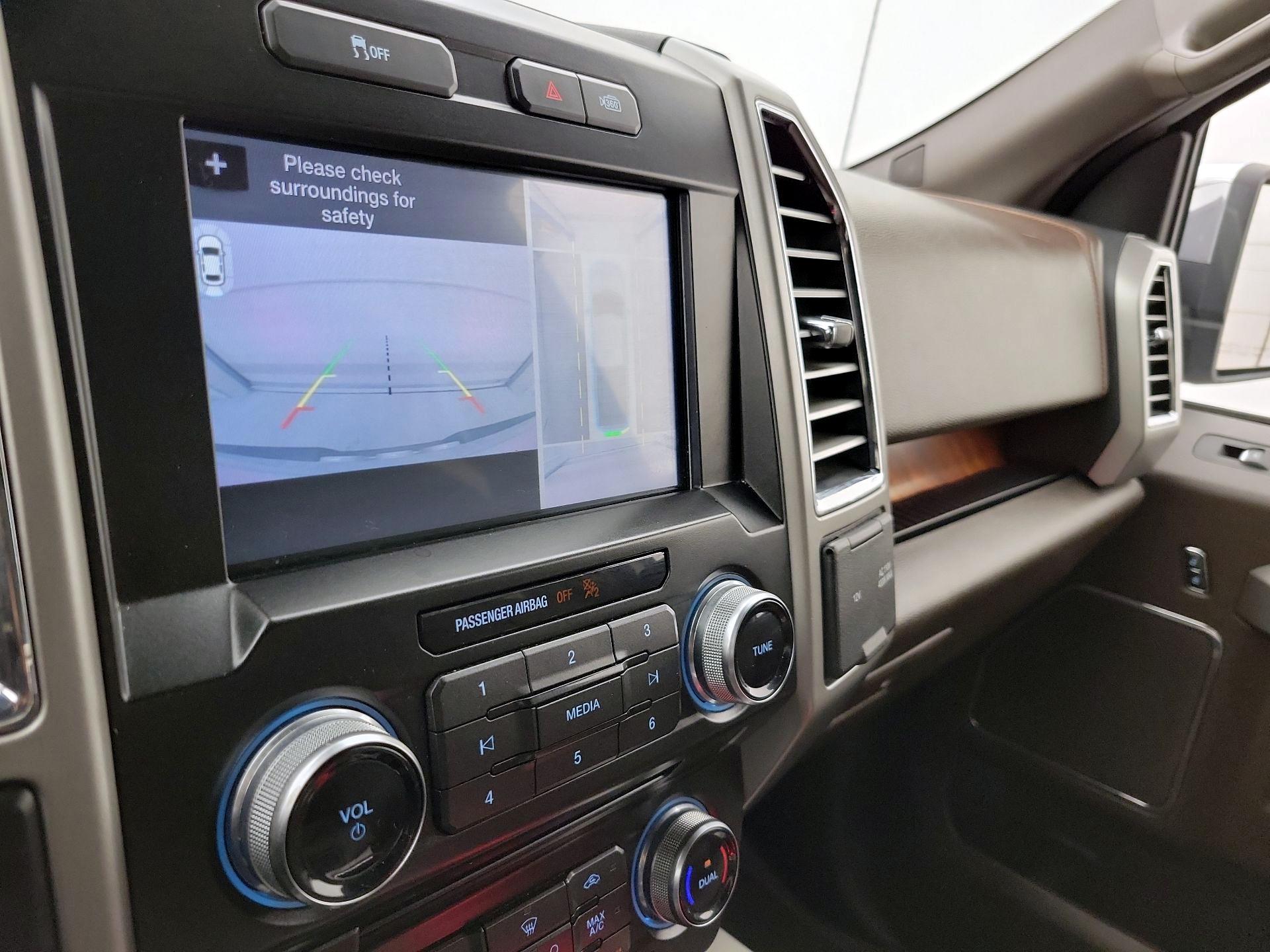 Thumbnail: 2016 Ford F-150 - 15