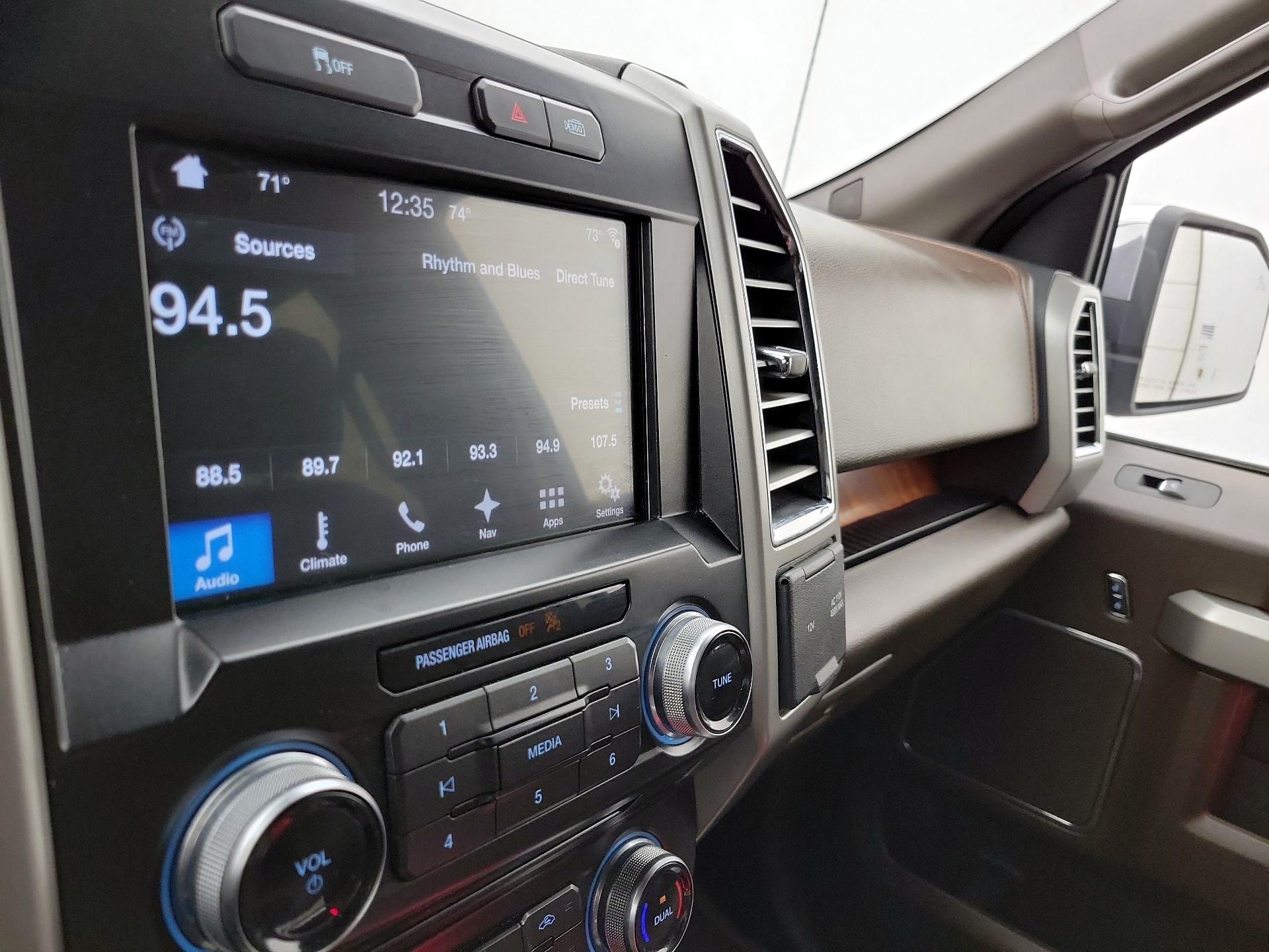 Thumbnail: 2016 Ford F-150 - 16