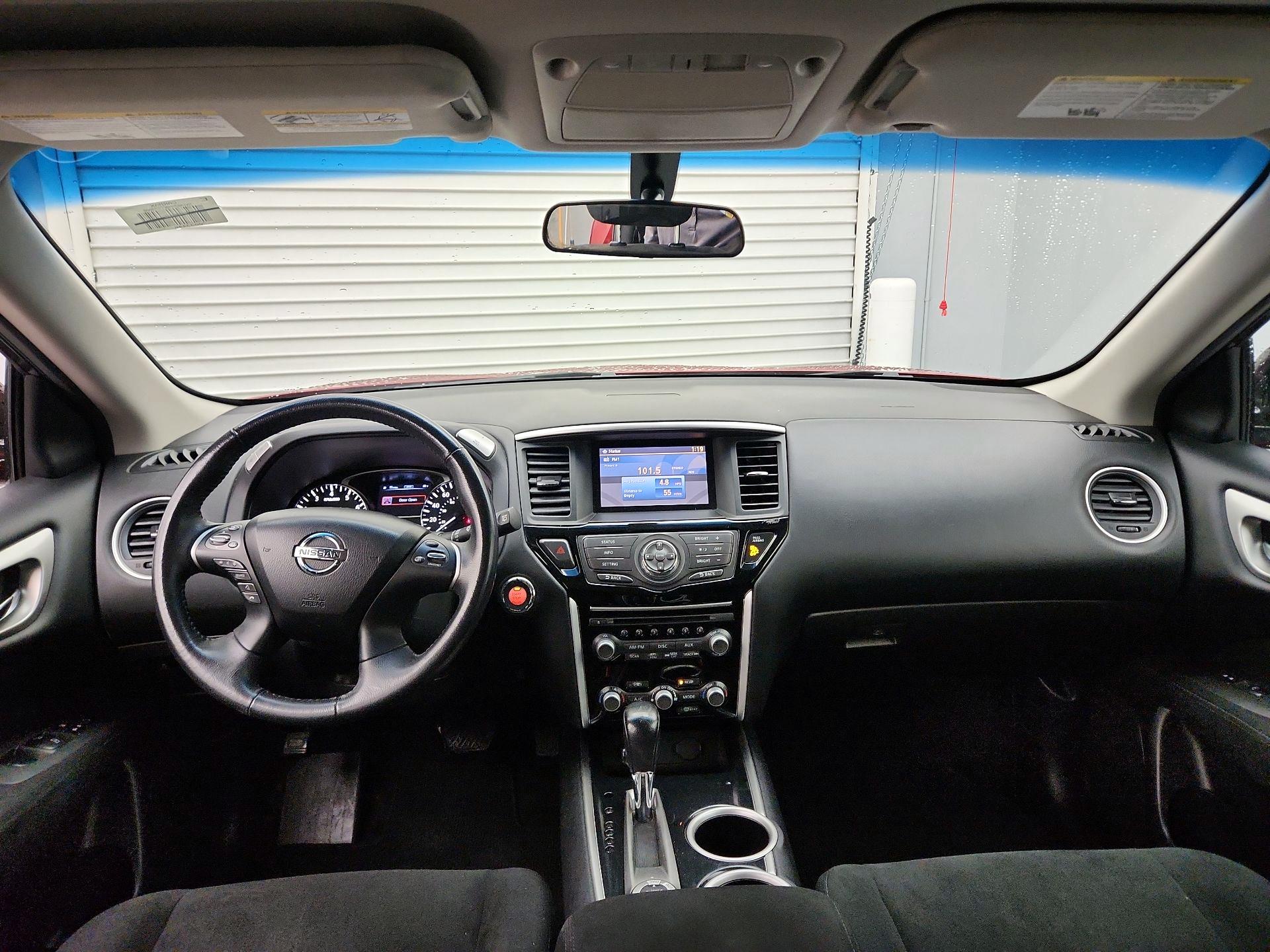 Thumbnail: 2014 Nissan Pathfinder - 9