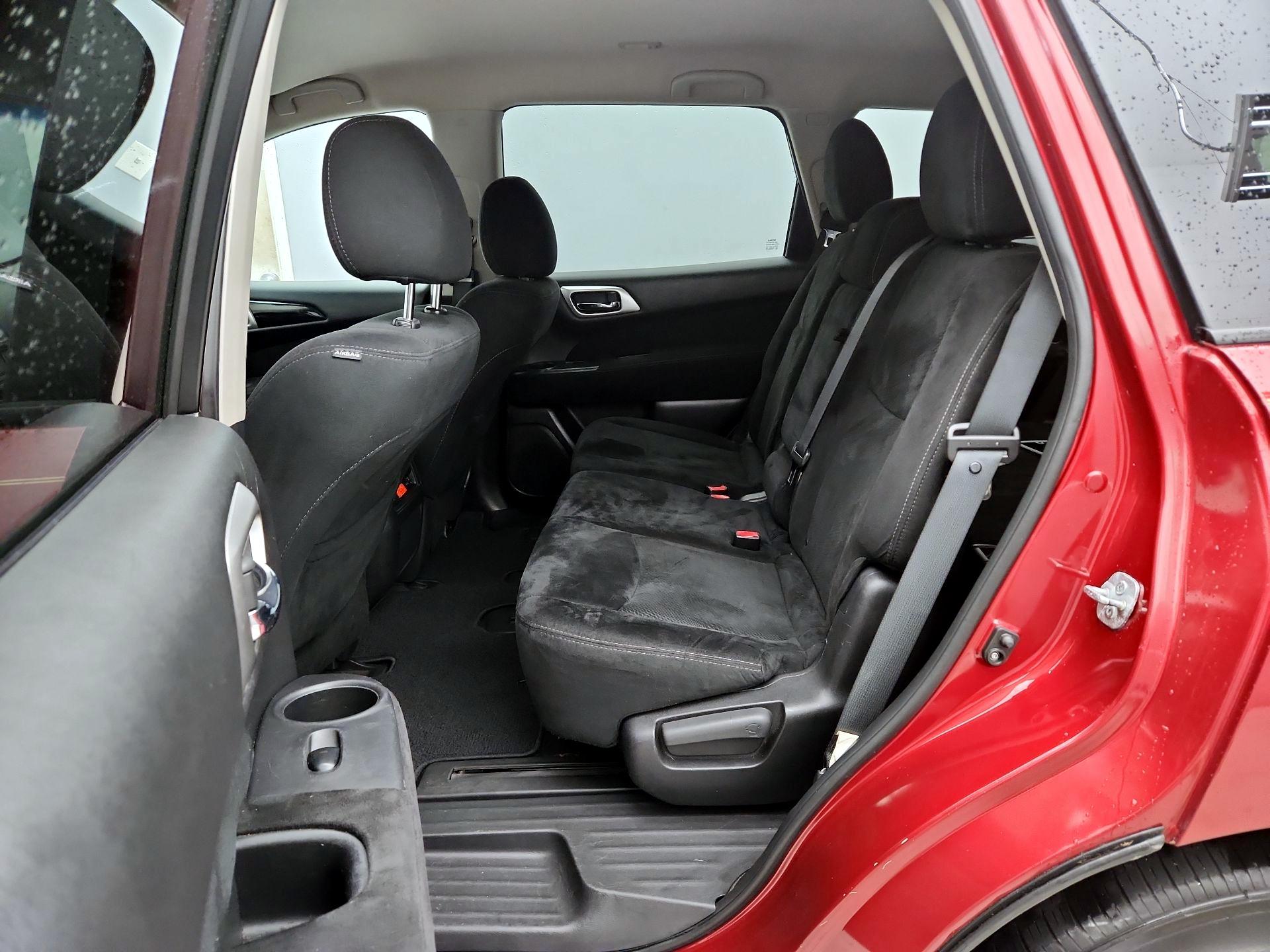 Thumbnail: 2014 Nissan Pathfinder - 19