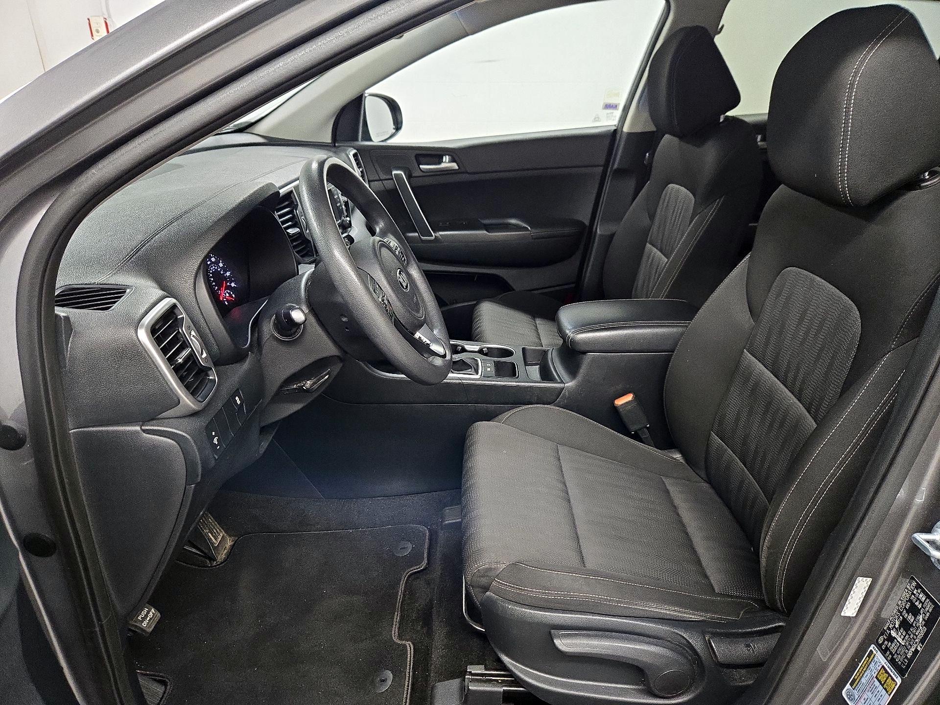 Thumbnail: 2017 Kia Sportage - 11