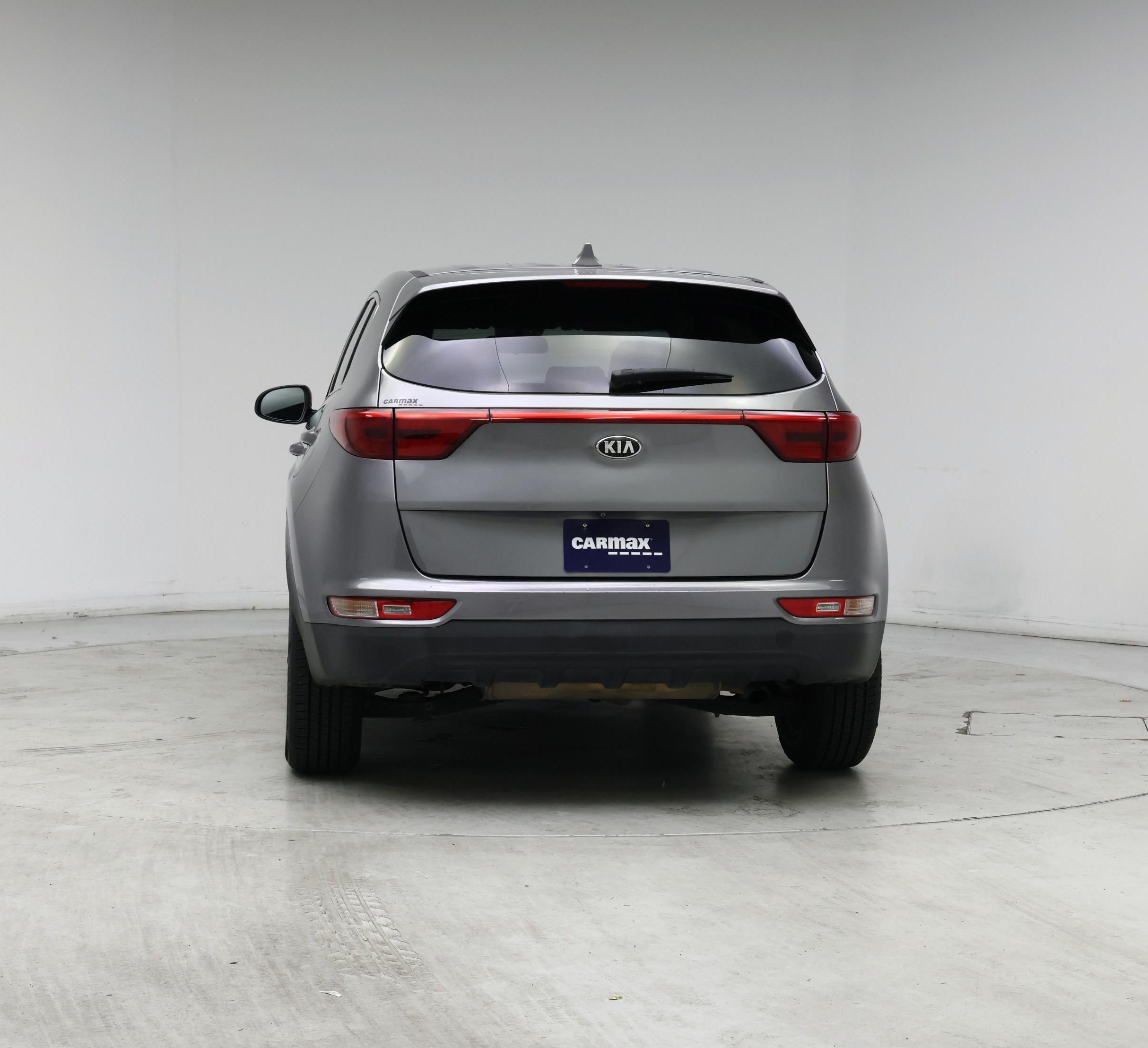 Thumbnail: 2017 Kia Sportage - 6