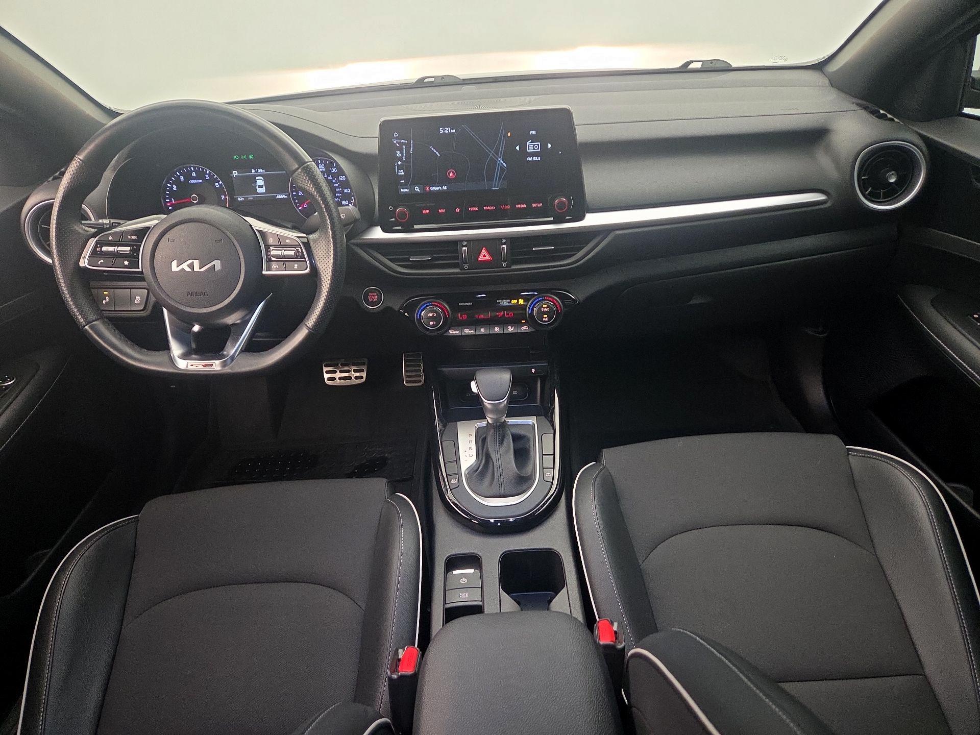 Thumbnail: 2023 Kia Forte - 9