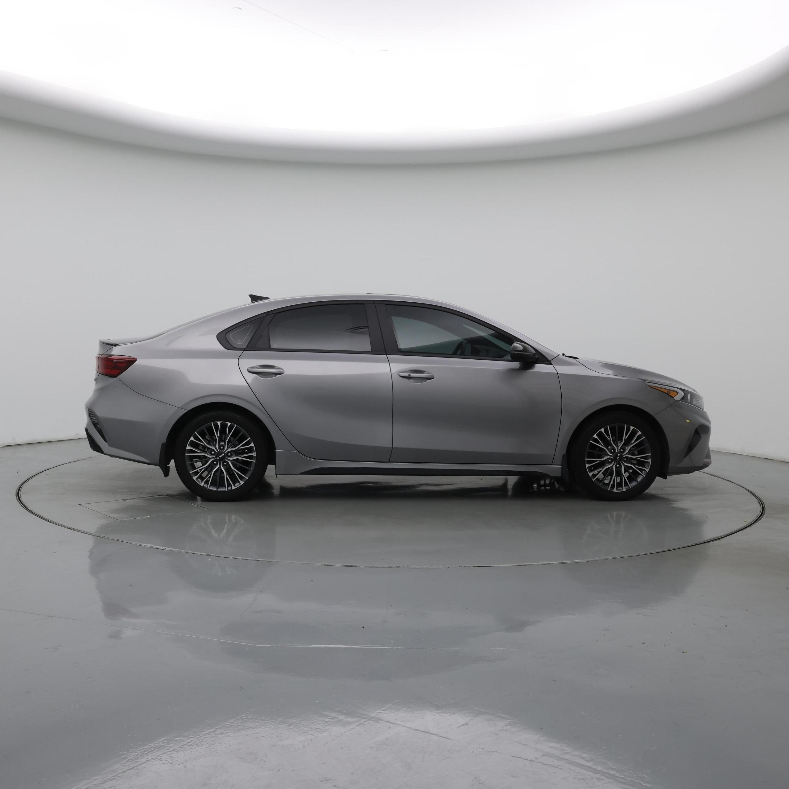 Thumbnail: 2023 Kia Forte - 7