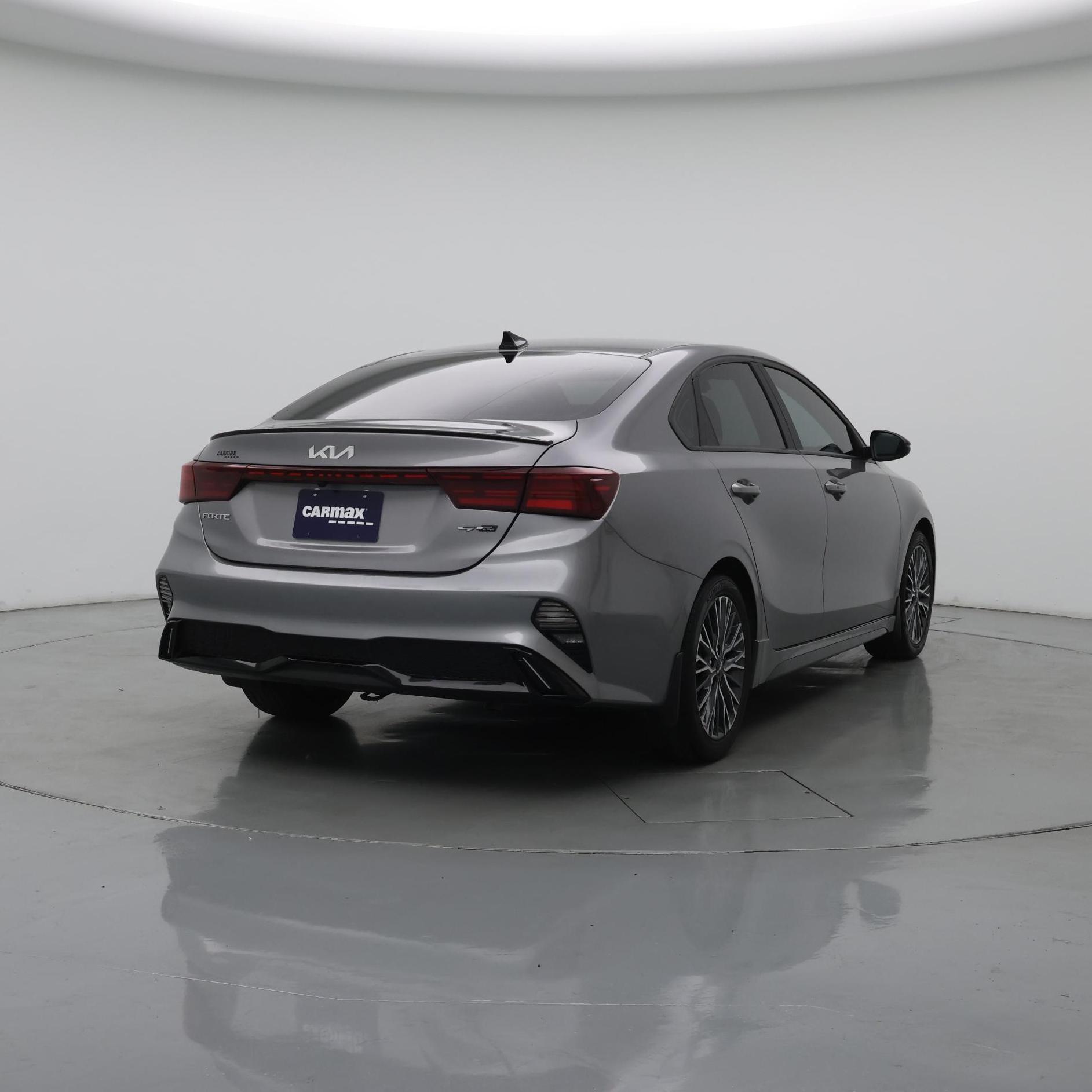 Thumbnail: 2023 Kia Forte - 8
