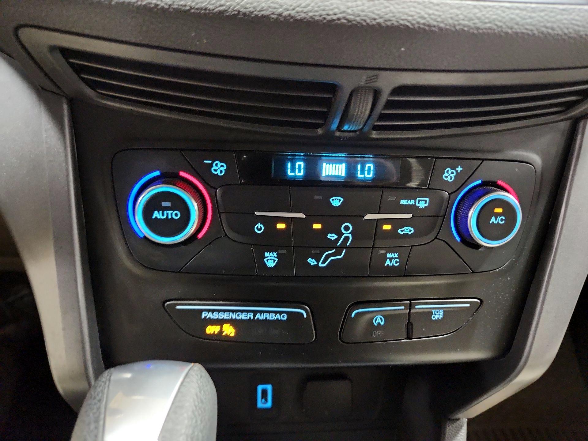 Thumbnail: 2017 Ford Escape - 16