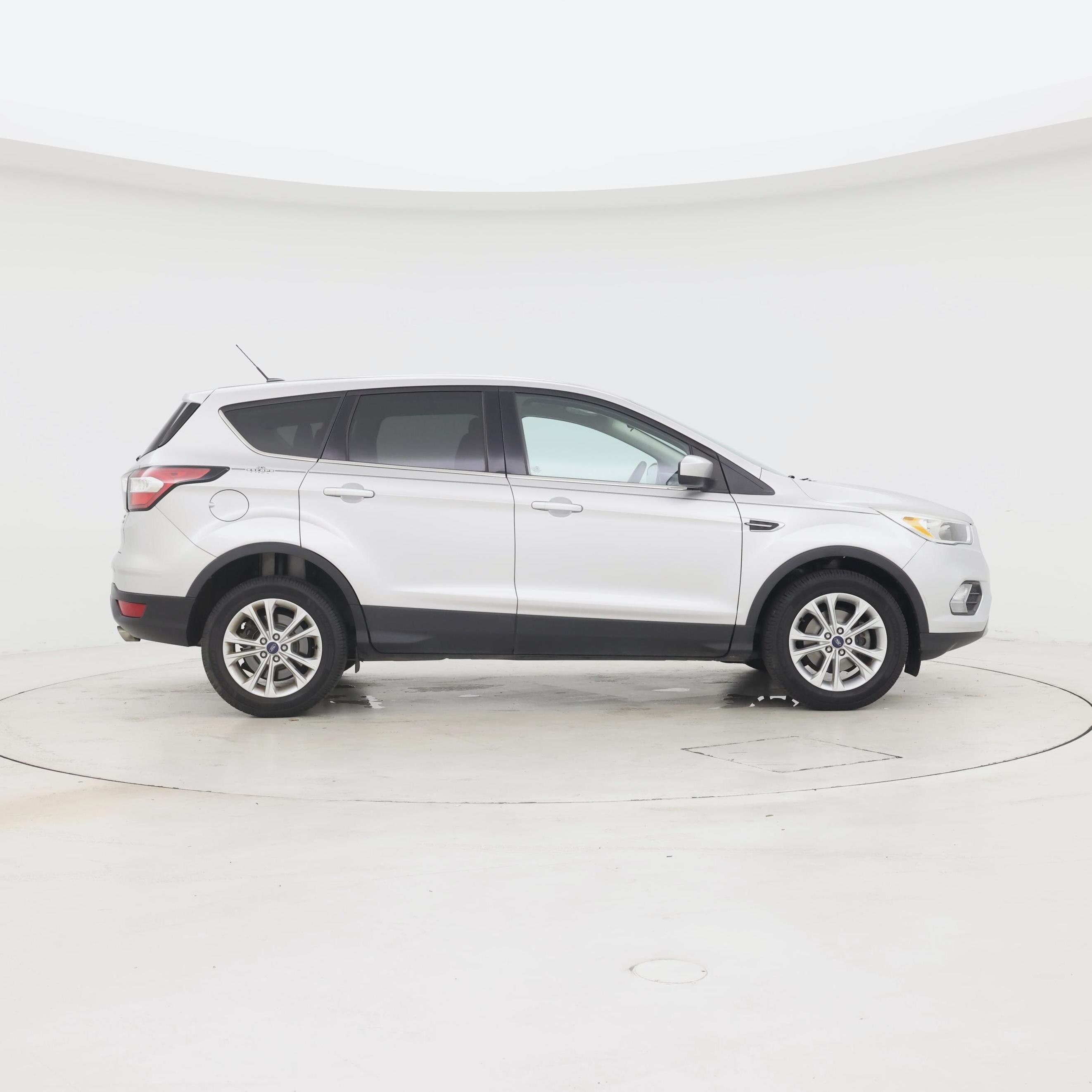 Thumbnail: 2017 Ford Escape - 7