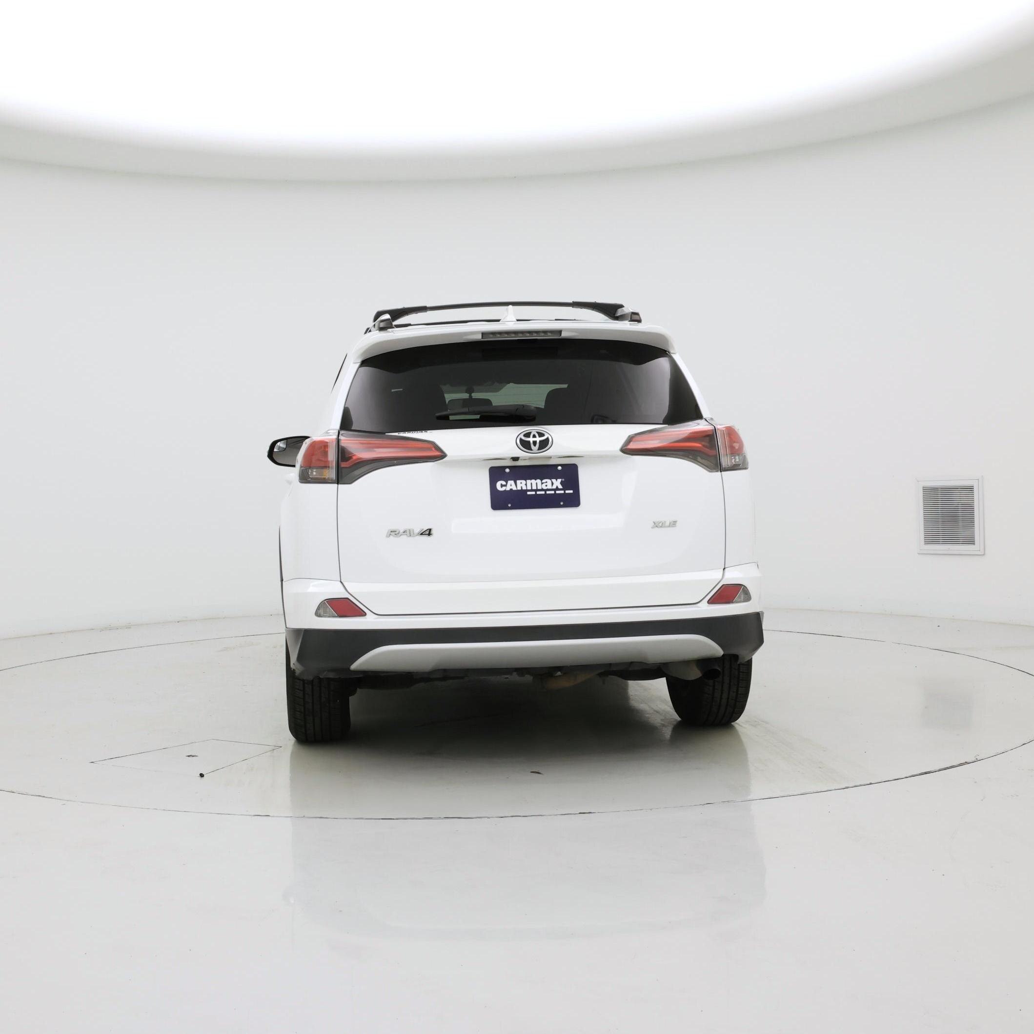 Thumbnail: 2016 Toyota RAV4 - 6