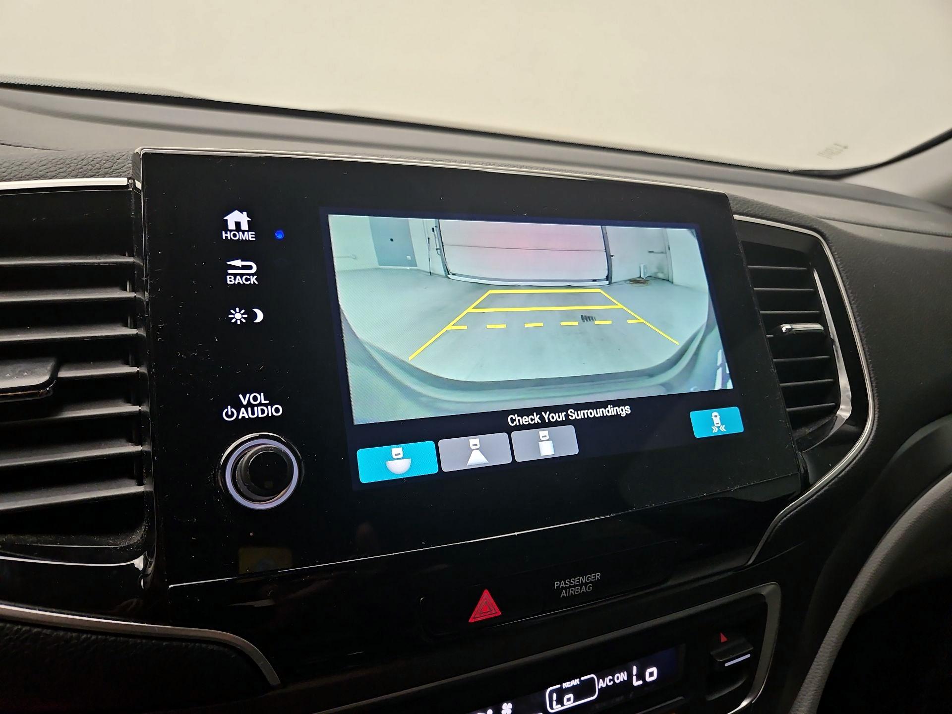 Thumbnail: 2020 Honda Pilot - 14