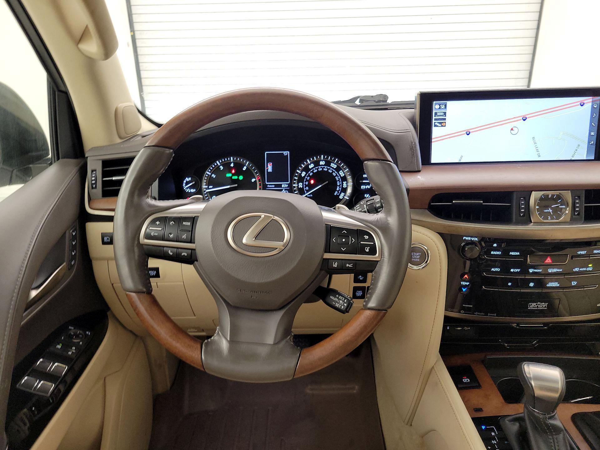 Thumbnail: 2016 Lexus LX - 10