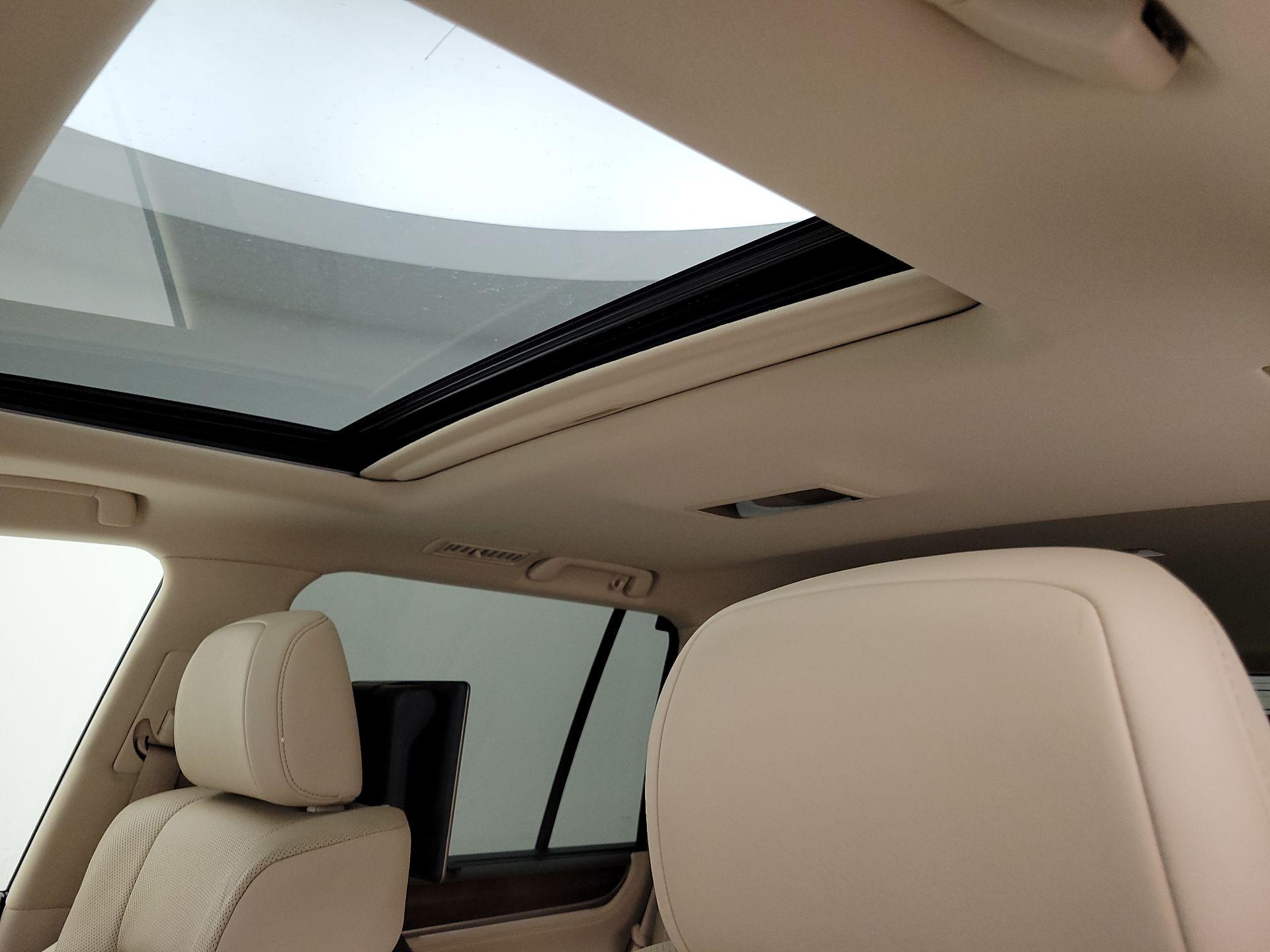 Thumbnail: 2016 Lexus LX - 20