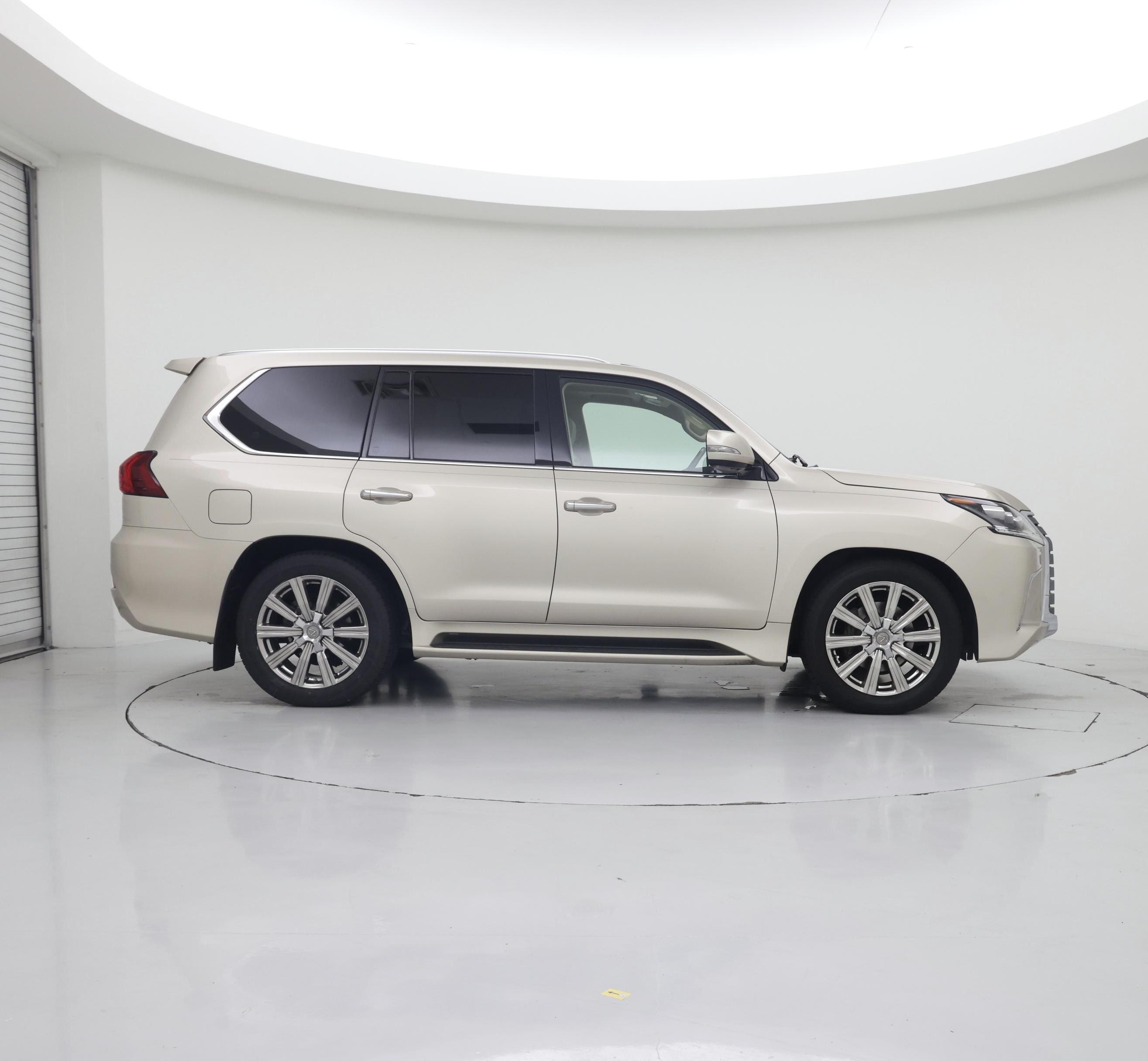 Thumbnail: 2016 Lexus LX - 7