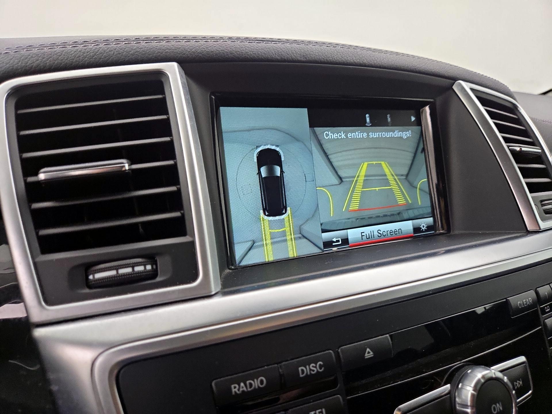 Thumbnail: 2016 Mercedes-Benz GL-Class - 14