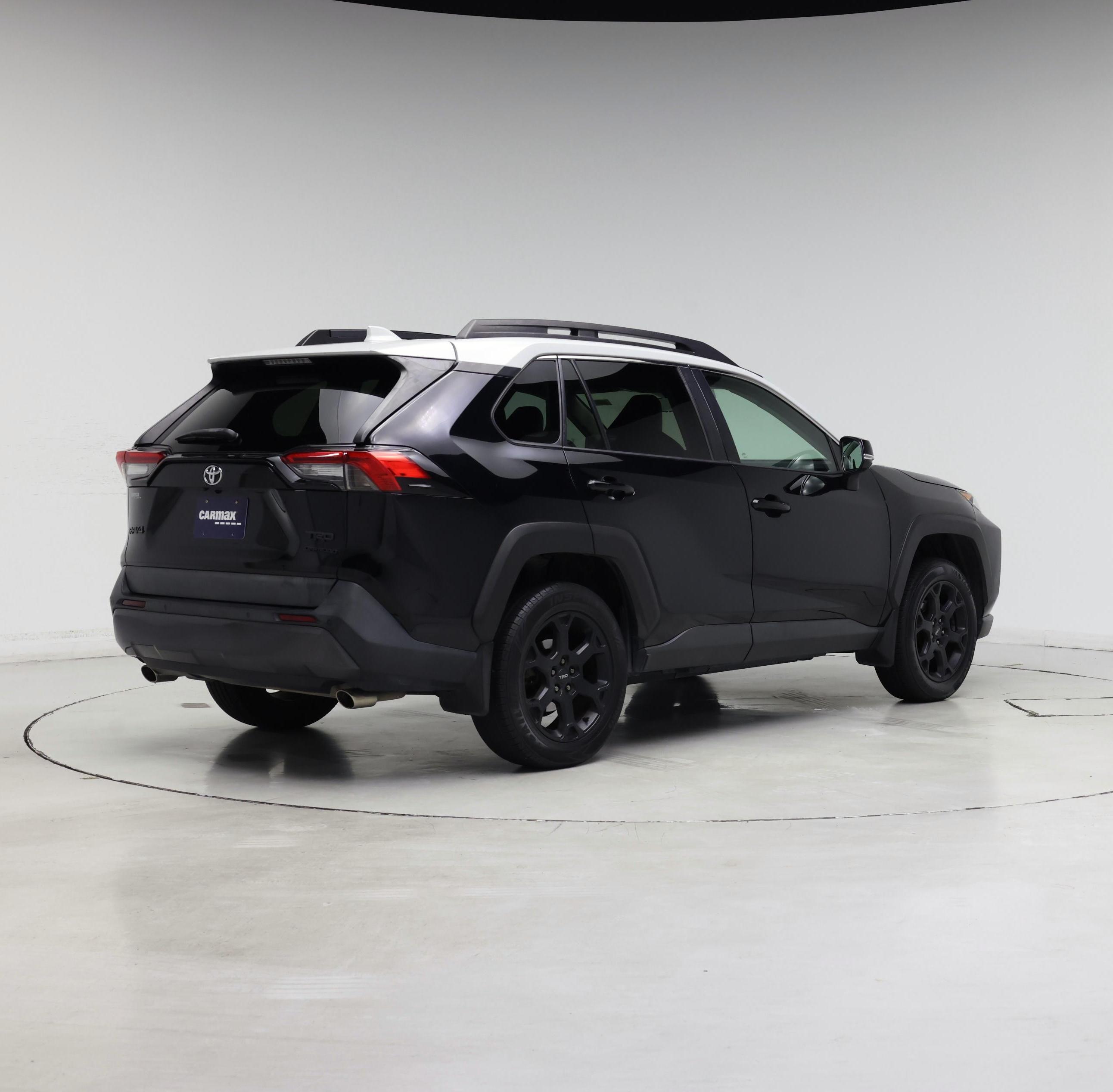 Thumbnail: 2020 Toyota RAV4 - 8