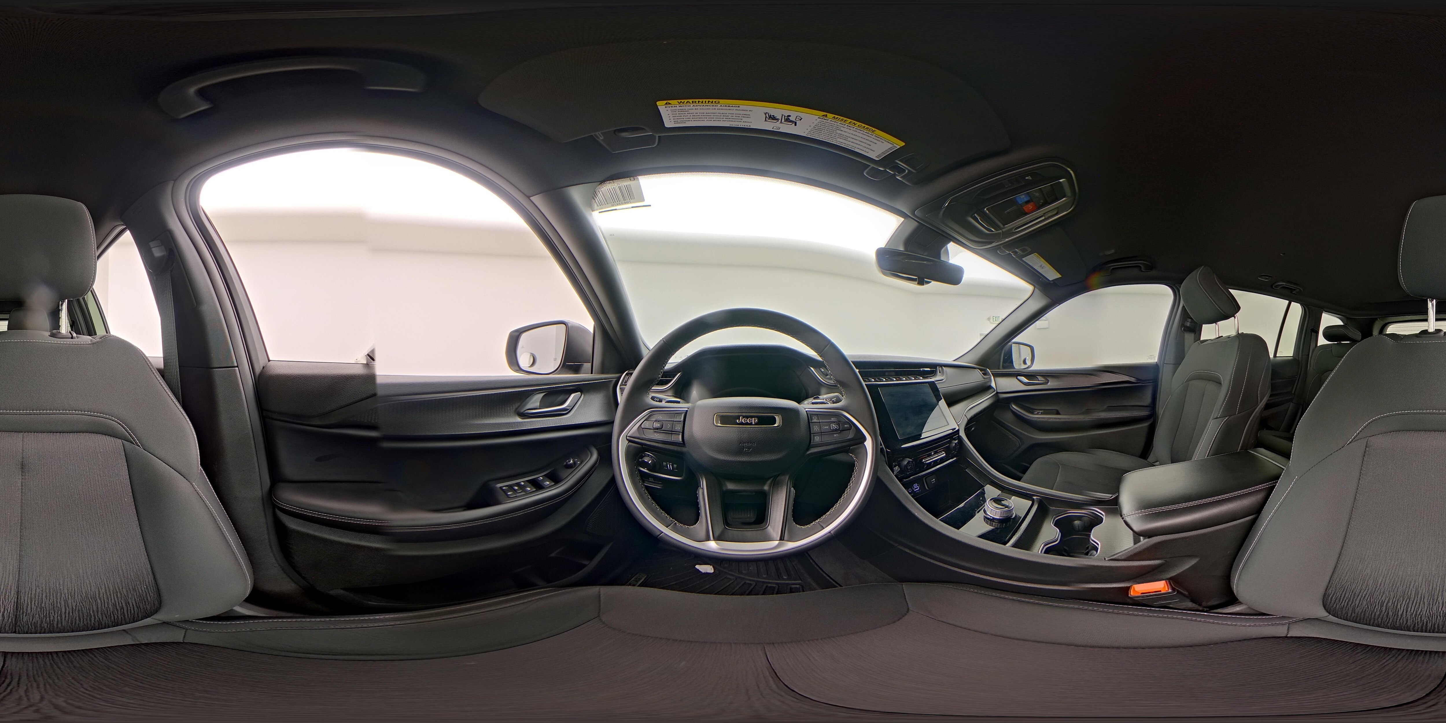 2025 Jeep Grand Cherokee Laredo - Photo 26