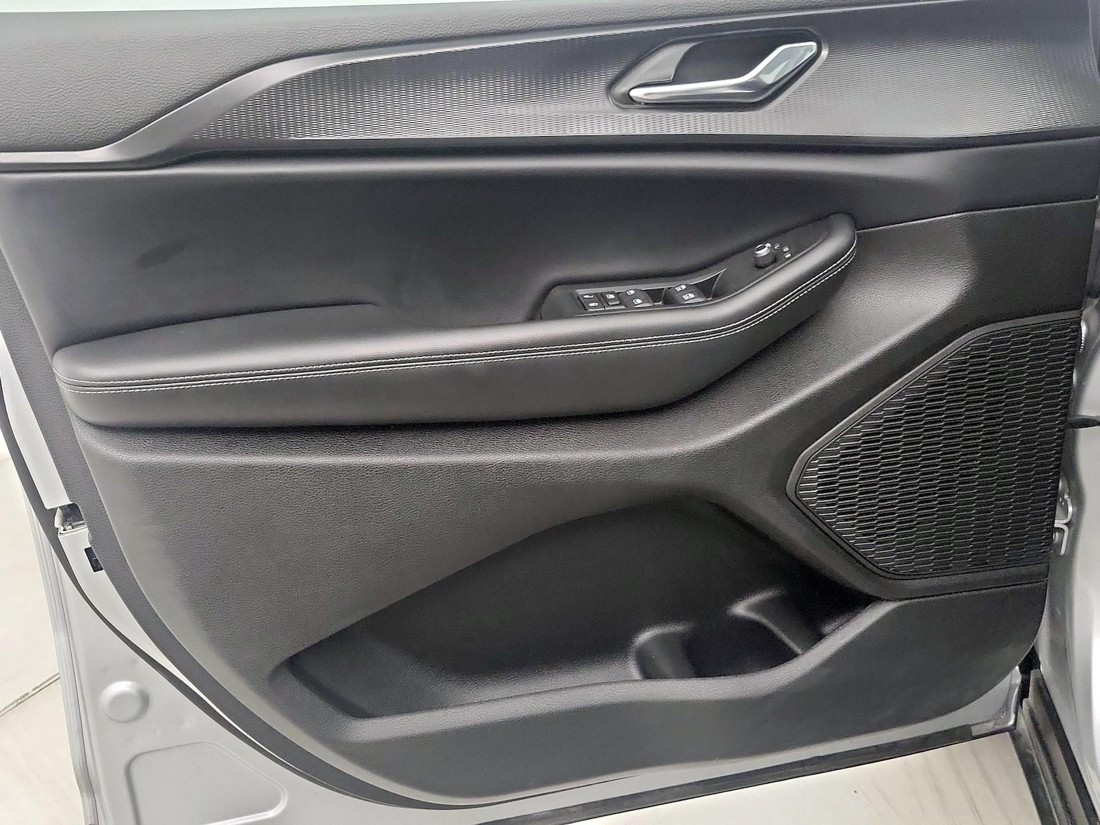 2025 Jeep Grand Cherokee Laredo - Photo 13