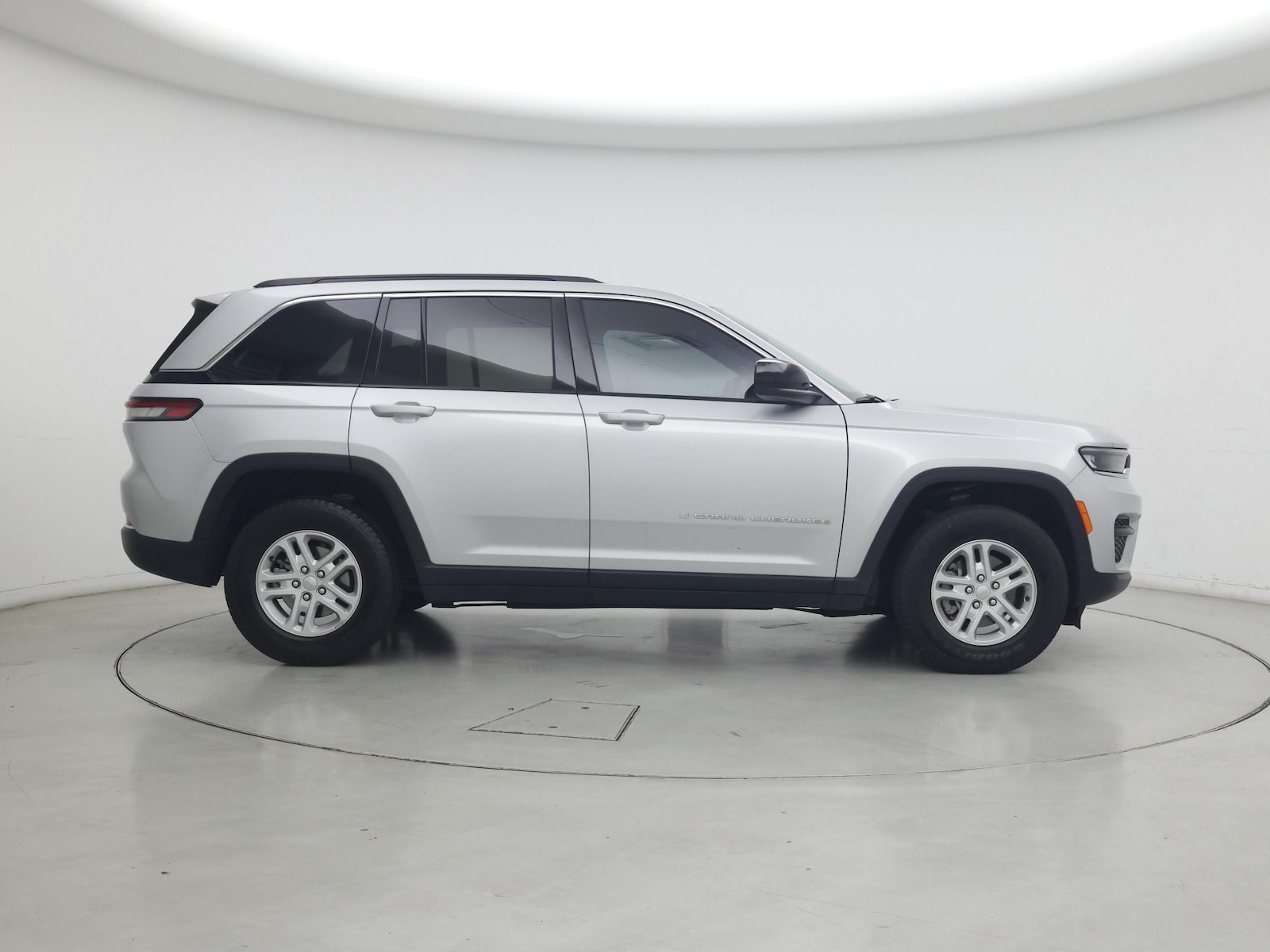 2025 Jeep Grand Cherokee Laredo - Photo 8