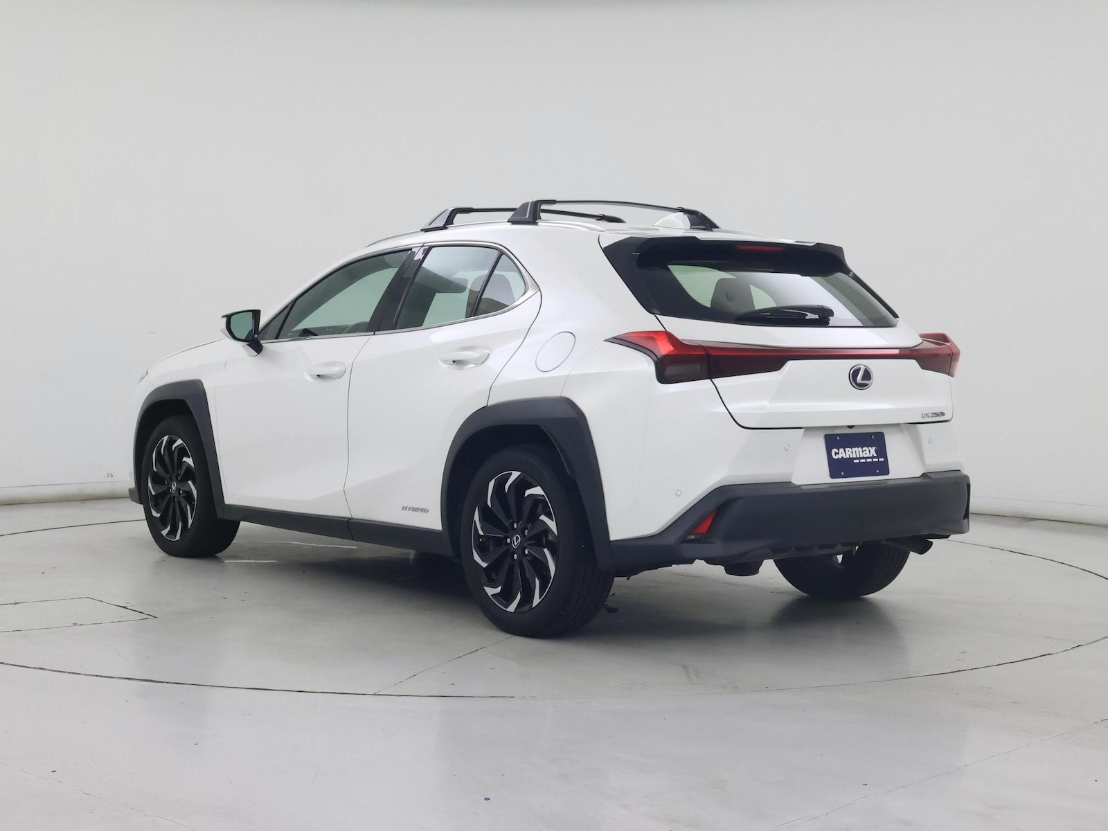 2021 Lexus UX Hybrid 250h - Photo 3