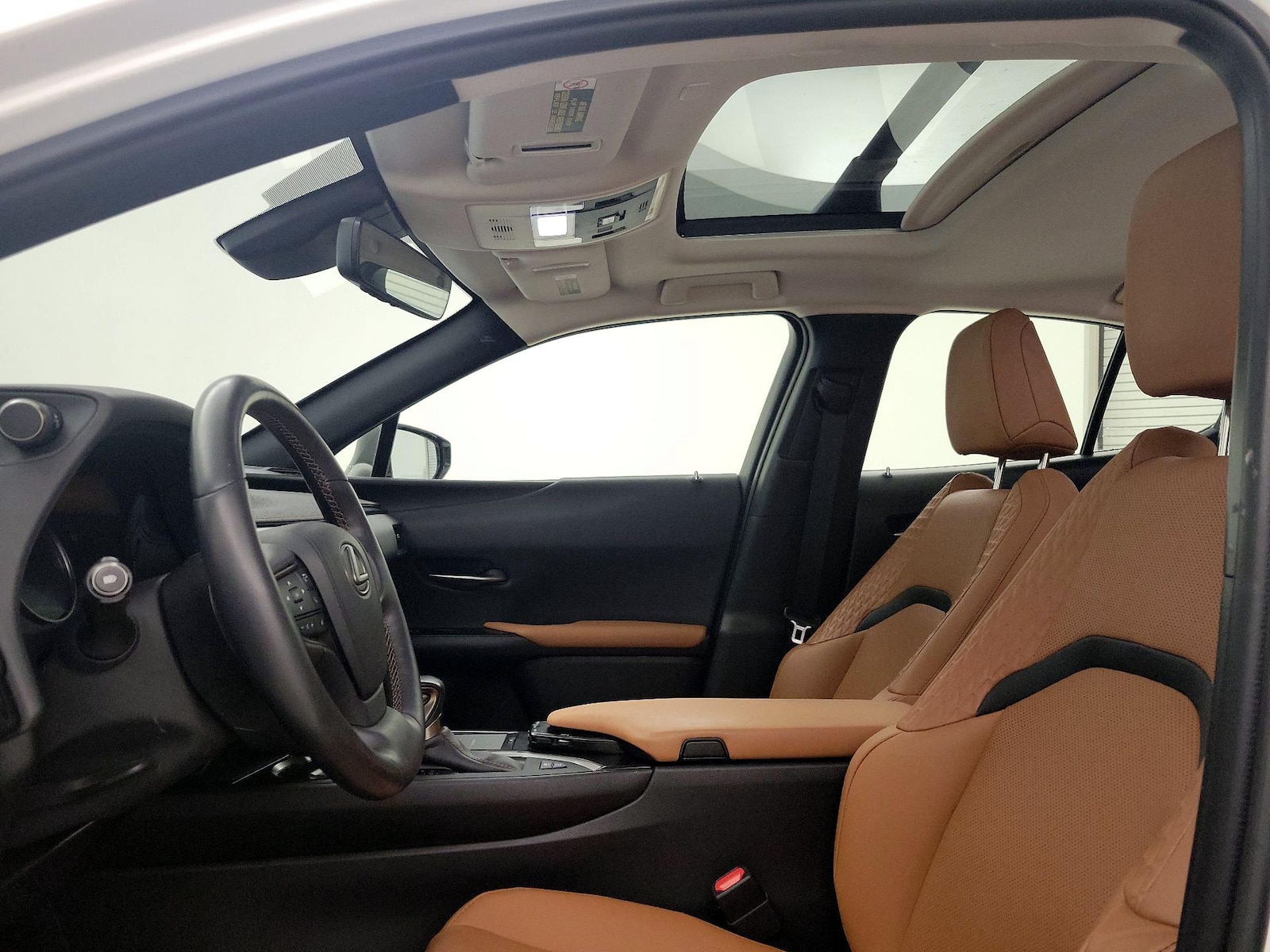 2021 Lexus UX Hybrid 250h - Photo 20