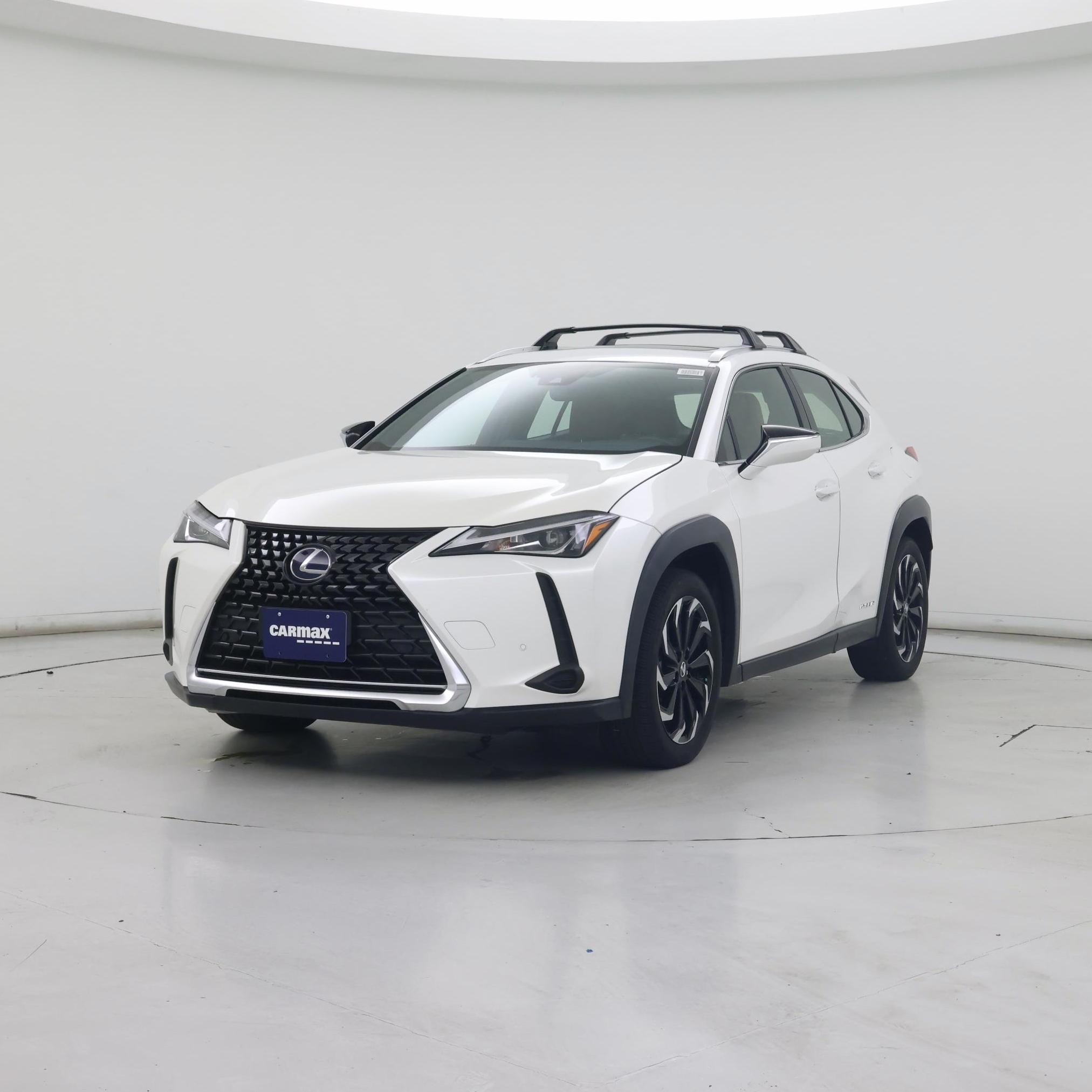 Thumbnail: 2021 Lexus UX - 4
