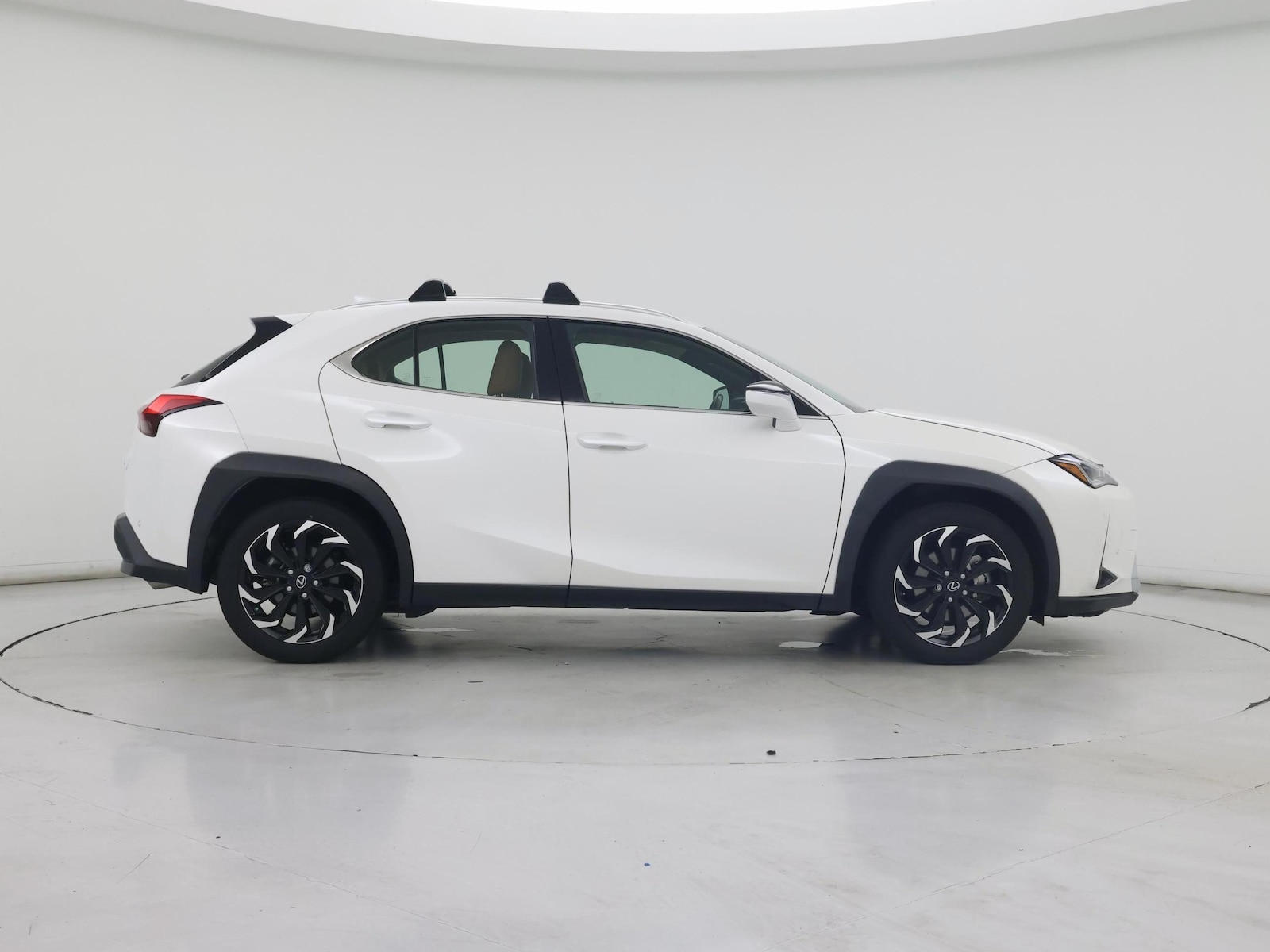 2021 Lexus UX Hybrid 250h - Photo 8