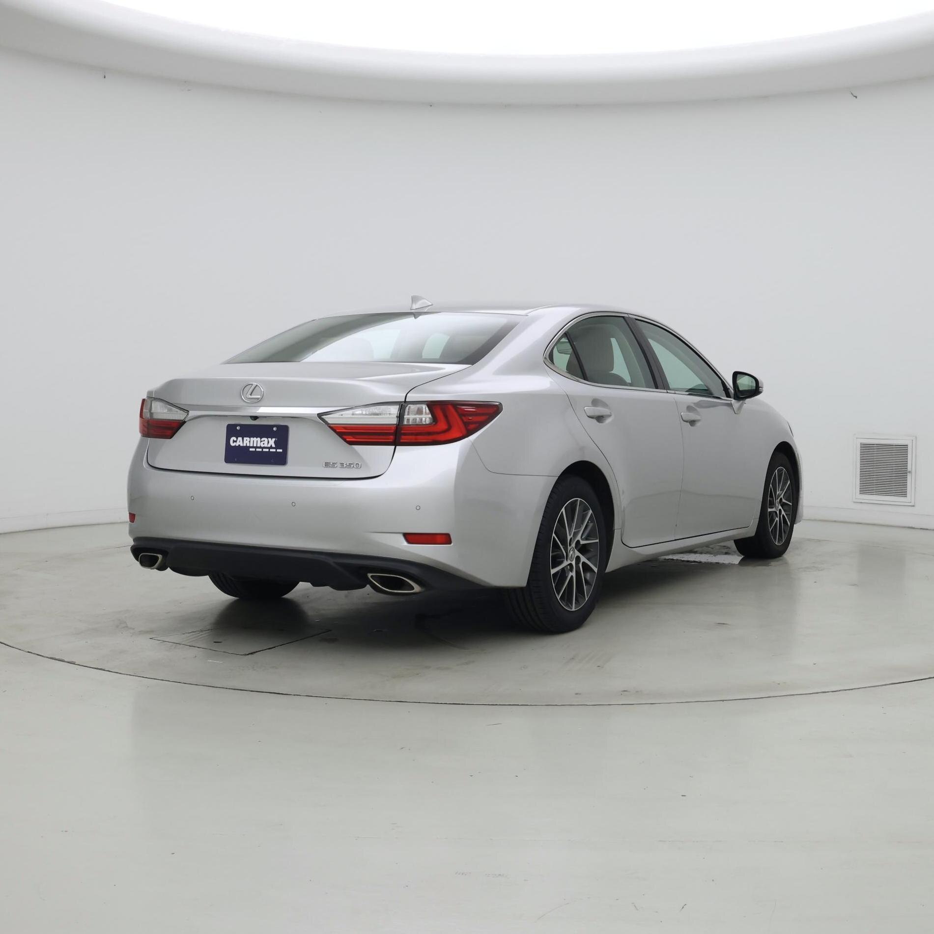 Thumbnail: 2018 Lexus ES - 8
