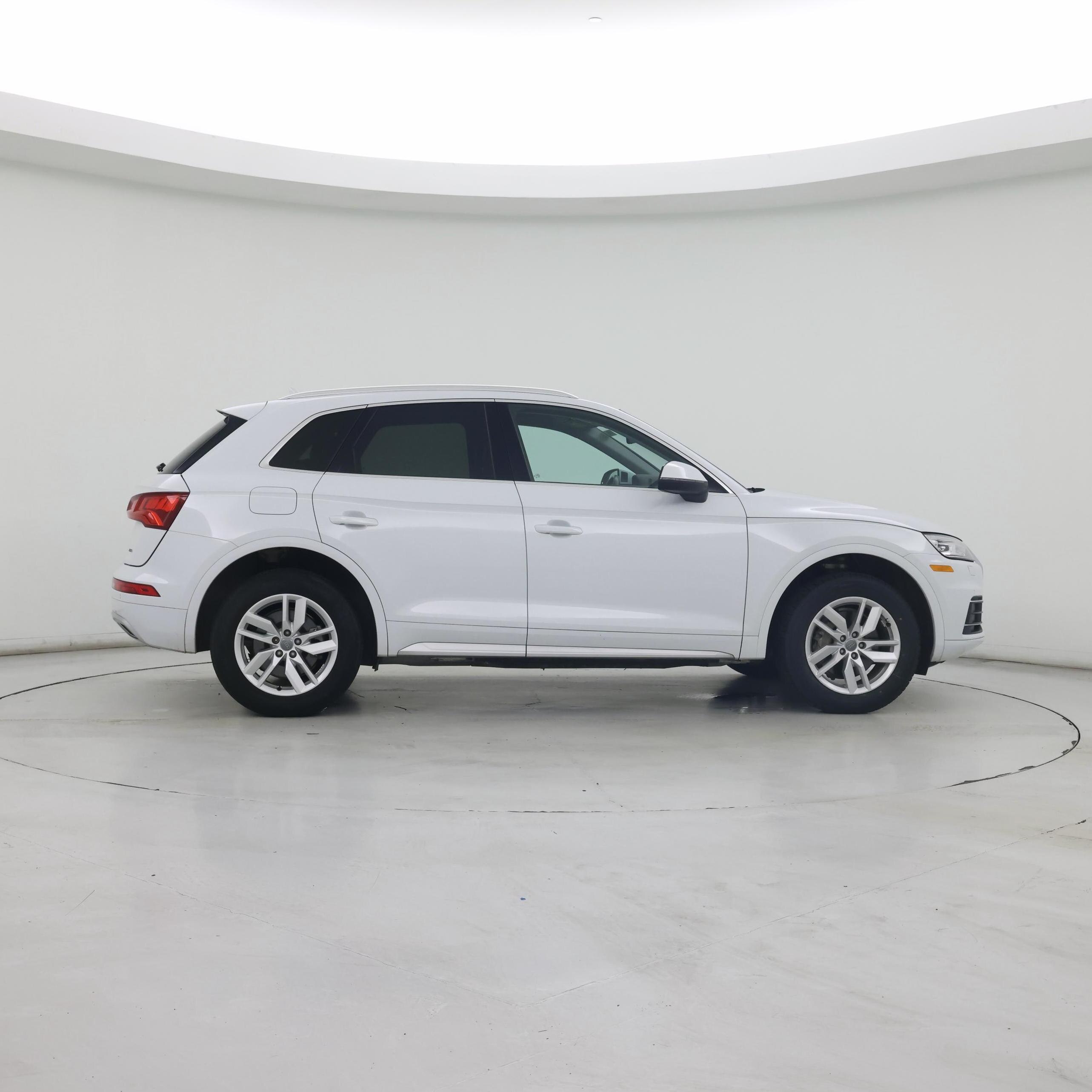 Thumbnail: 2020 Audi Q5 - 7