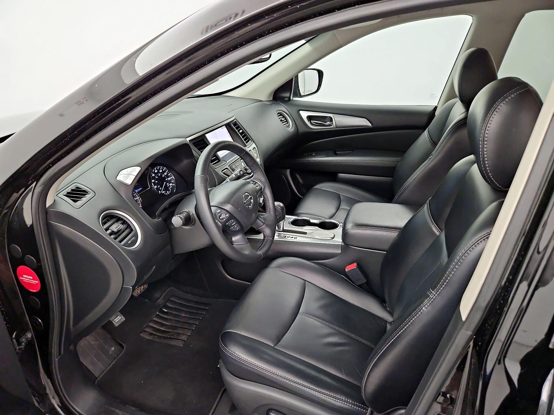 Thumbnail: 2019 Nissan Pathfinder - 11