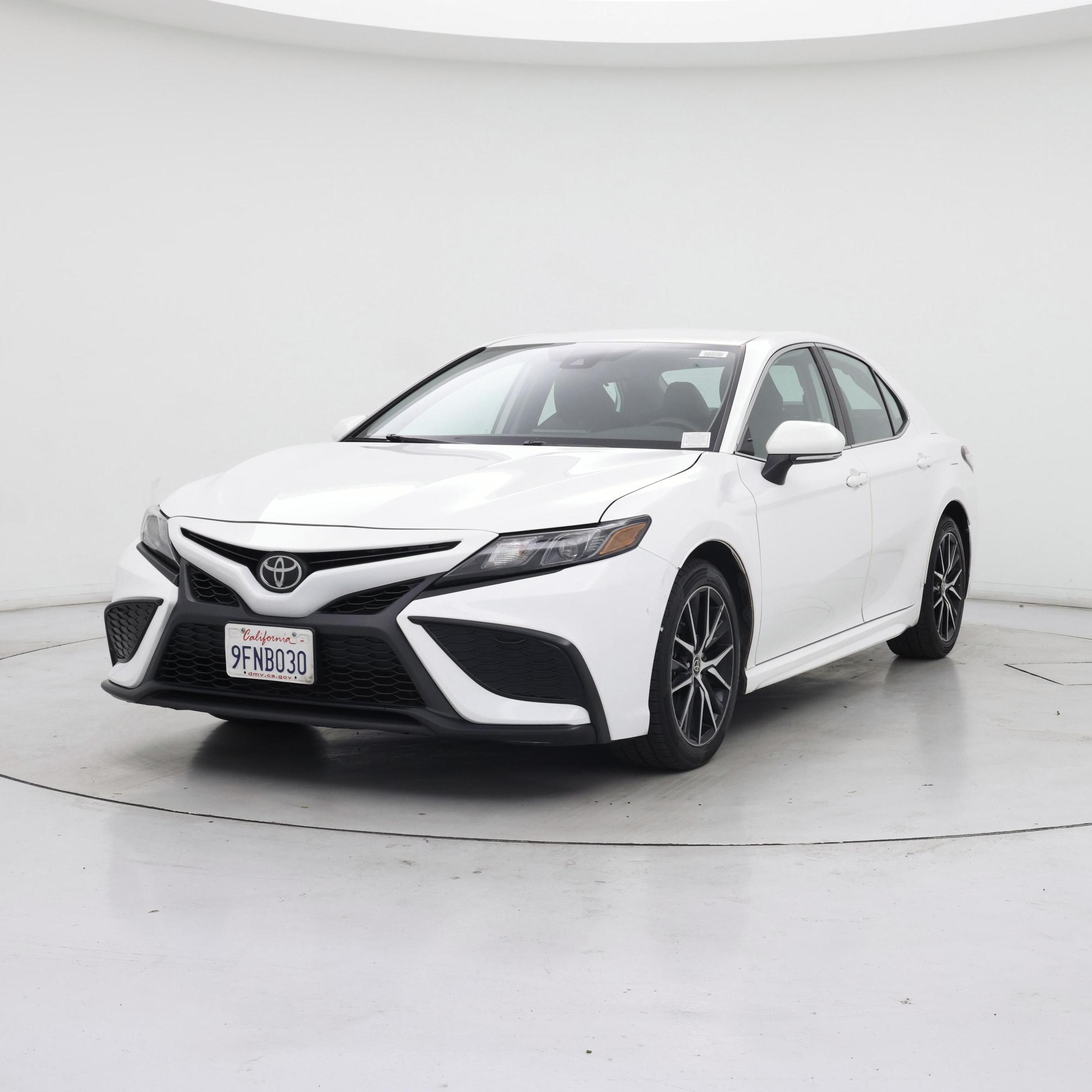 Thumbnail: 2023 Toyota Camry - 4