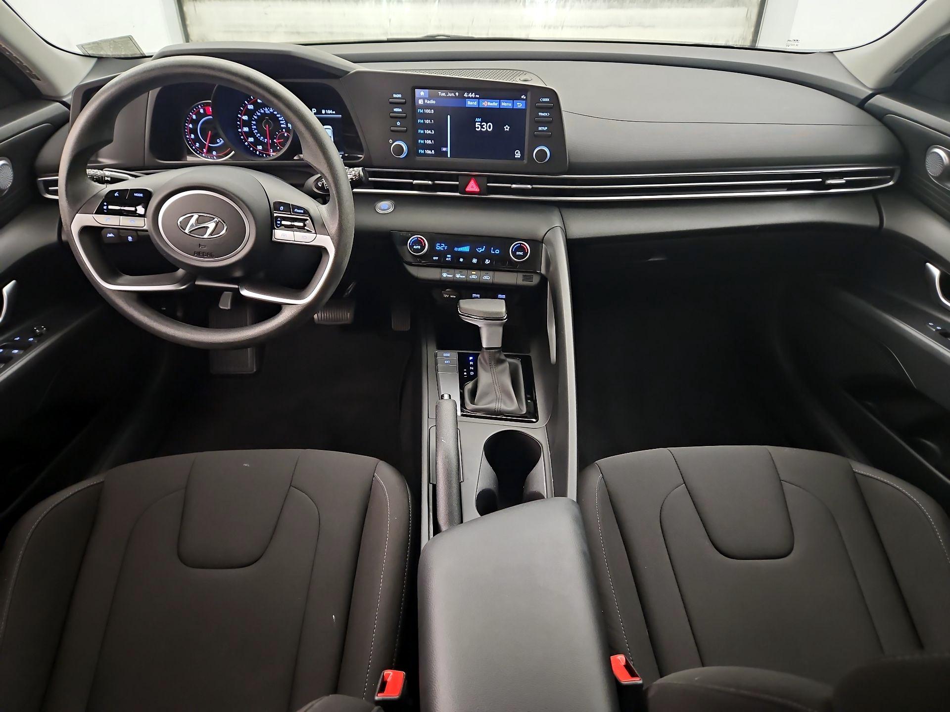Thumbnail: 2023 Hyundai Elantra - 9