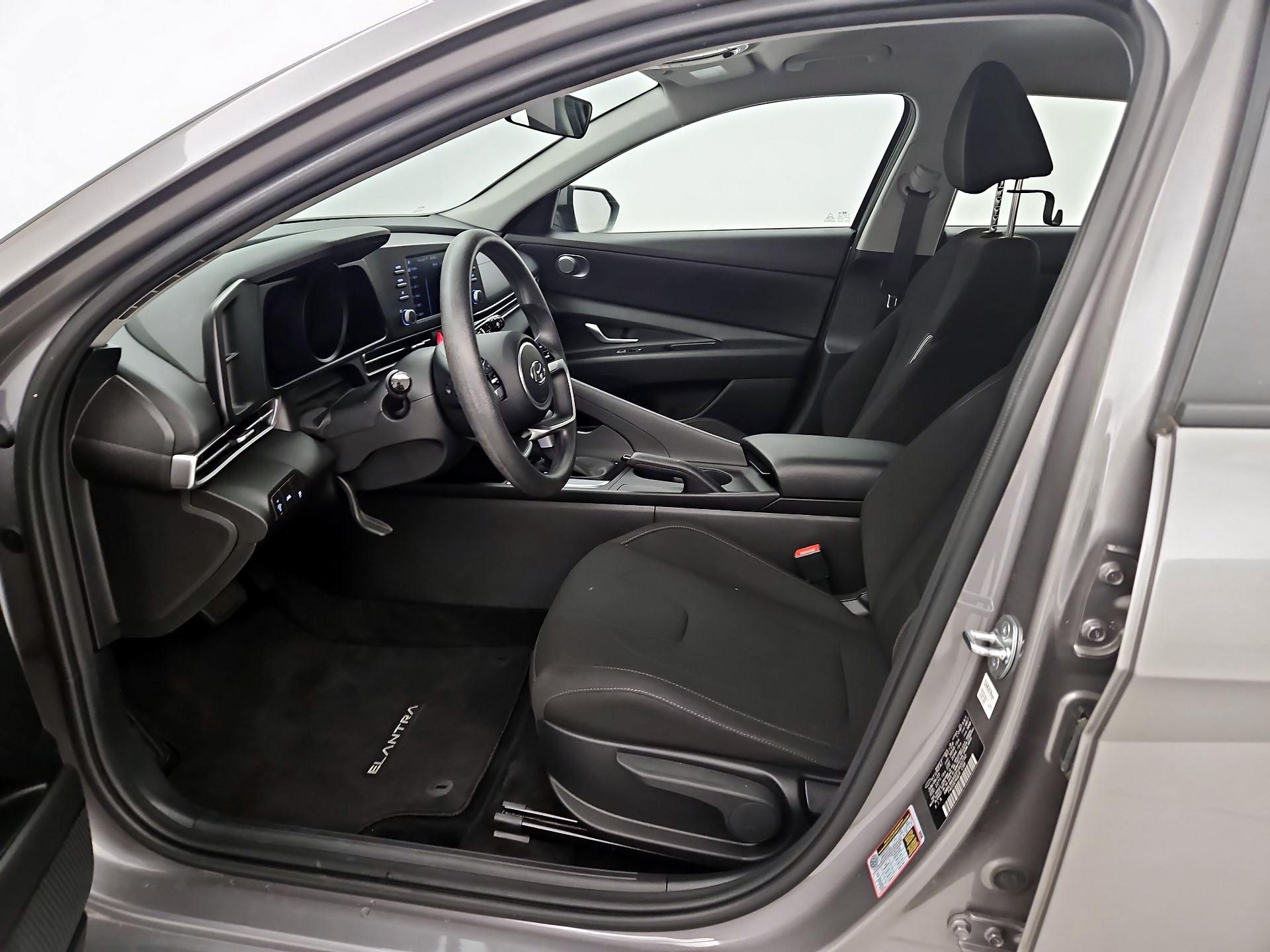 Thumbnail: 2023 Hyundai Elantra - 11