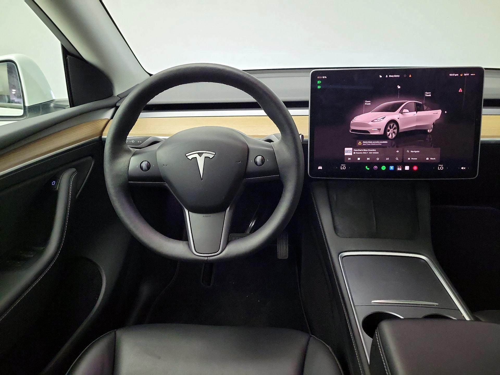 Thumbnail: 2023 Tesla Model Y - 10