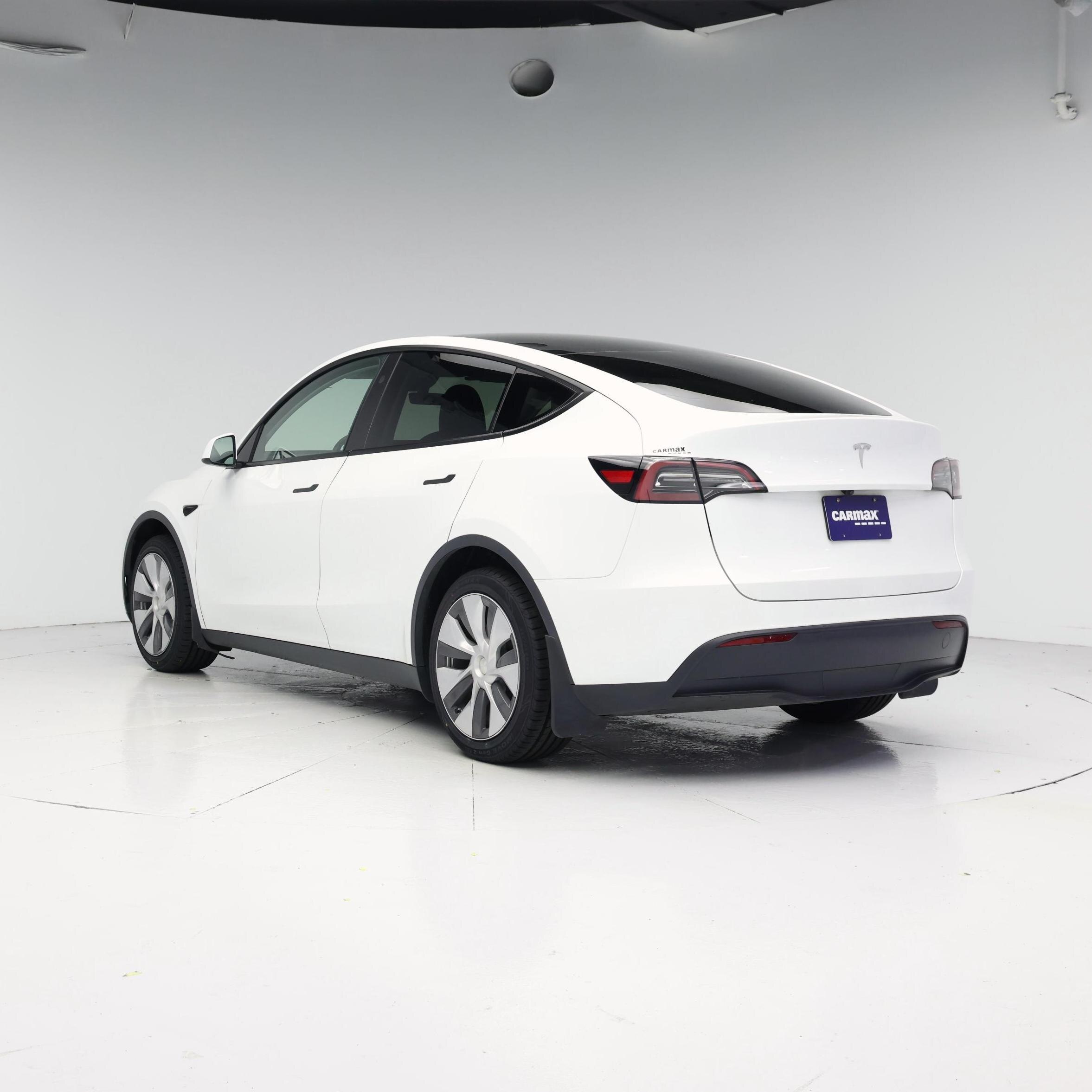 Thumbnail: 2023 Tesla Model Y - 2