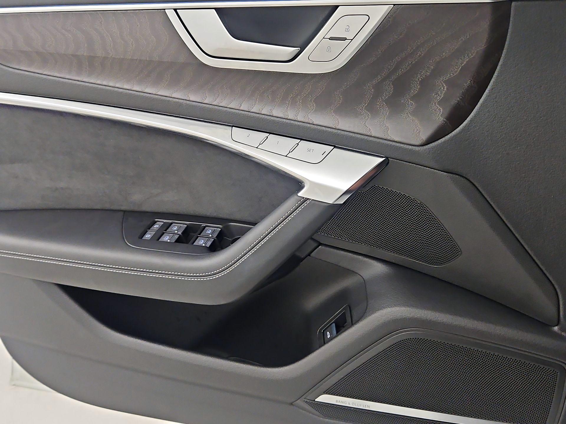 Thumbnail: 2022 Audi A6 - 12