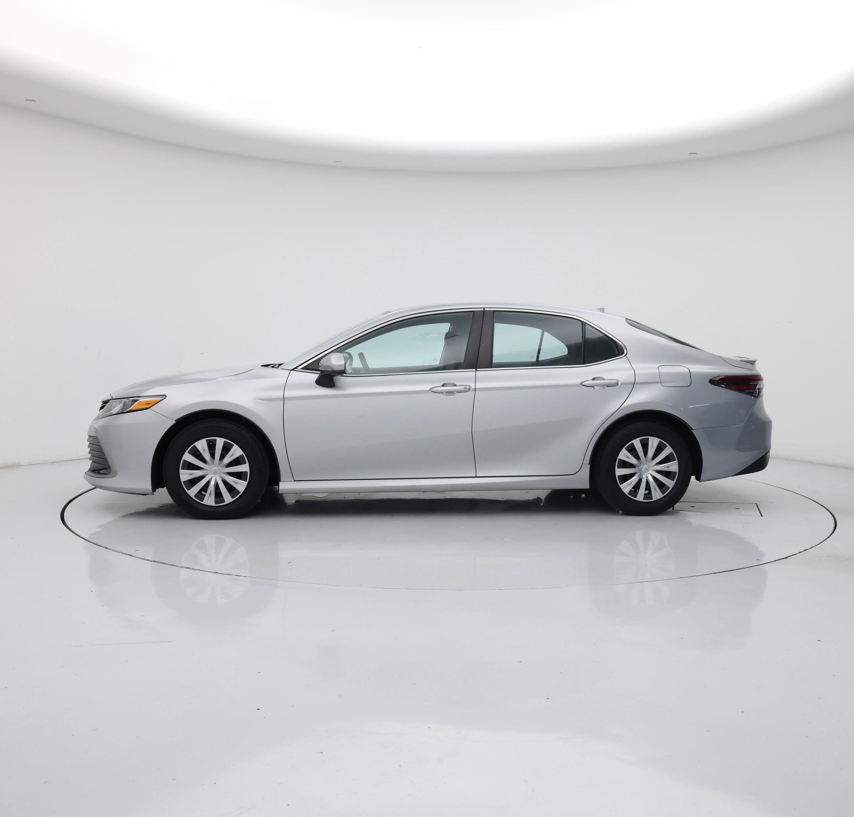 Thumbnail: 2022 Toyota Camry - 3