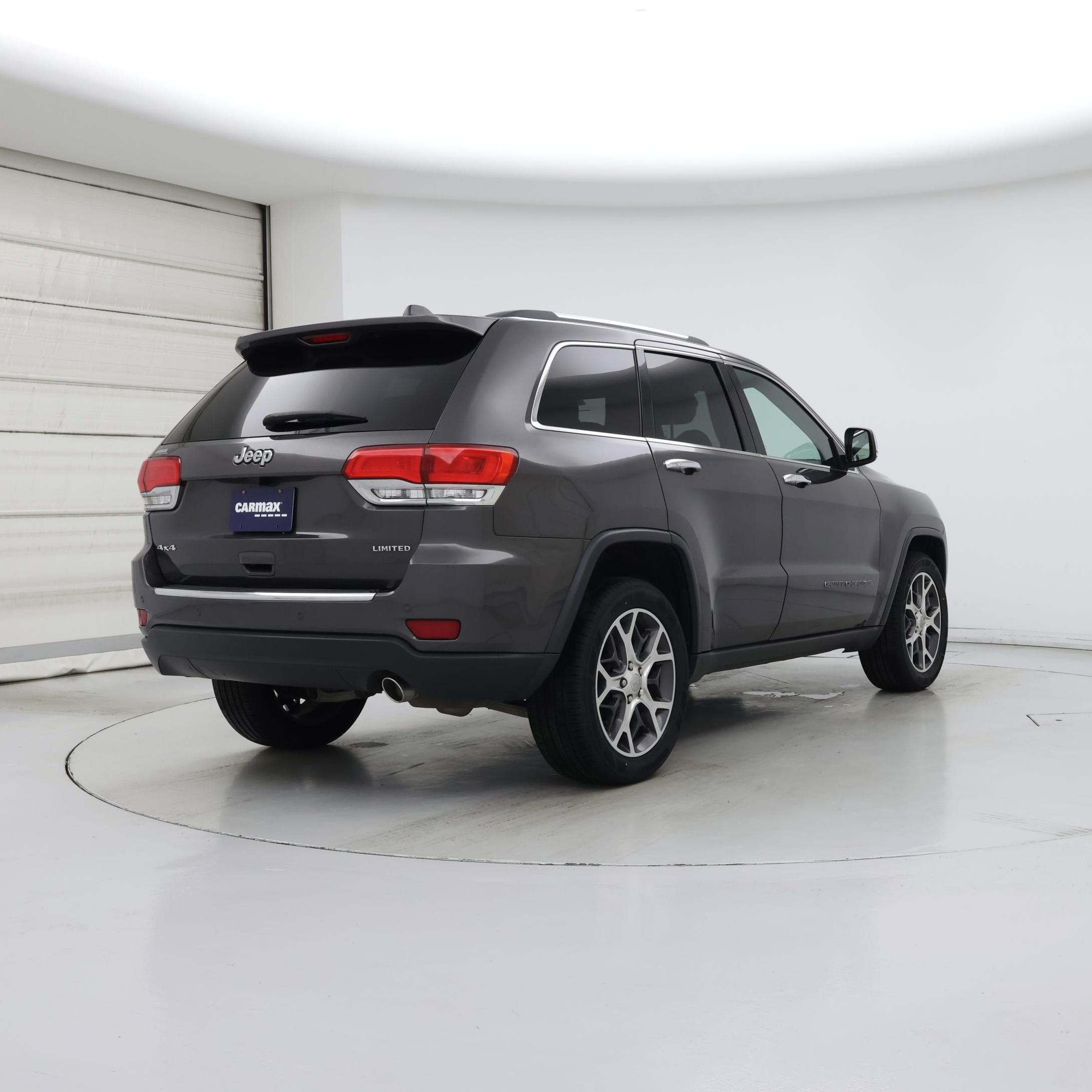 Thumbnail: 2019 Jeep Grand Cherokee - 8