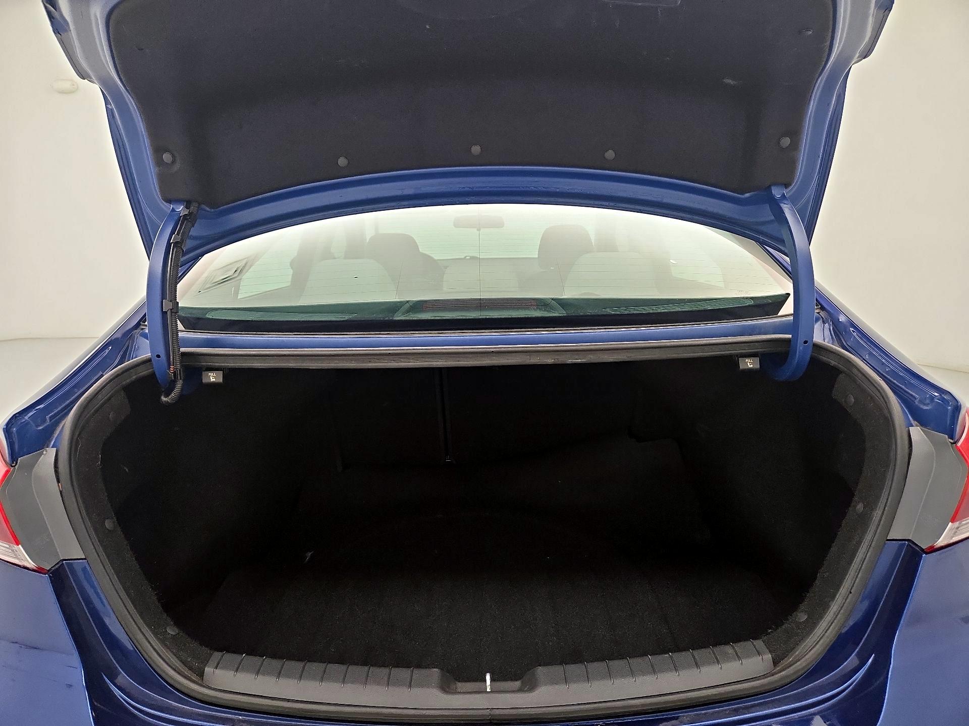 Thumbnail: 2018 Hyundai Elantra - 20