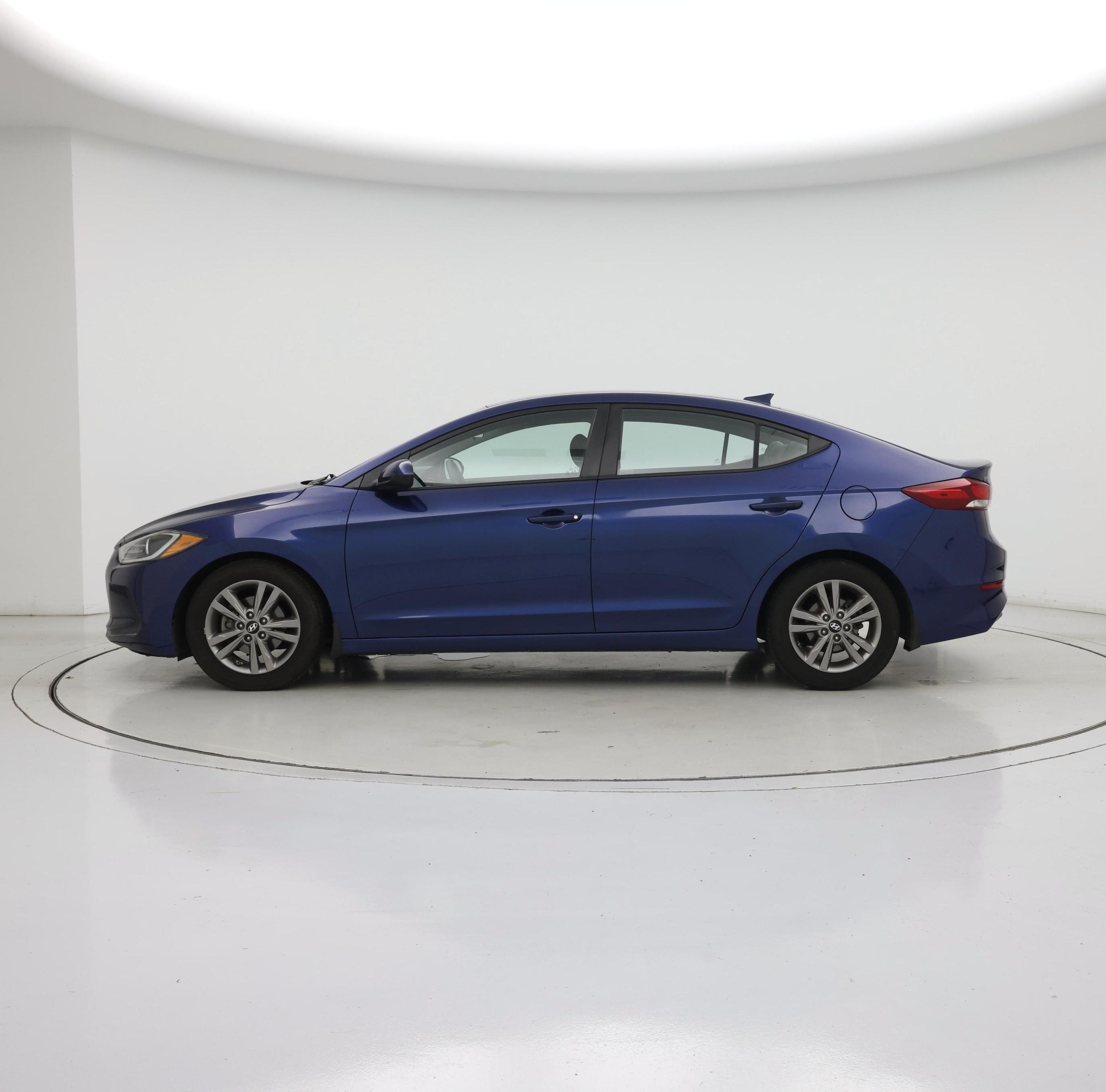 Thumbnail: 2018 Hyundai Elantra - 3