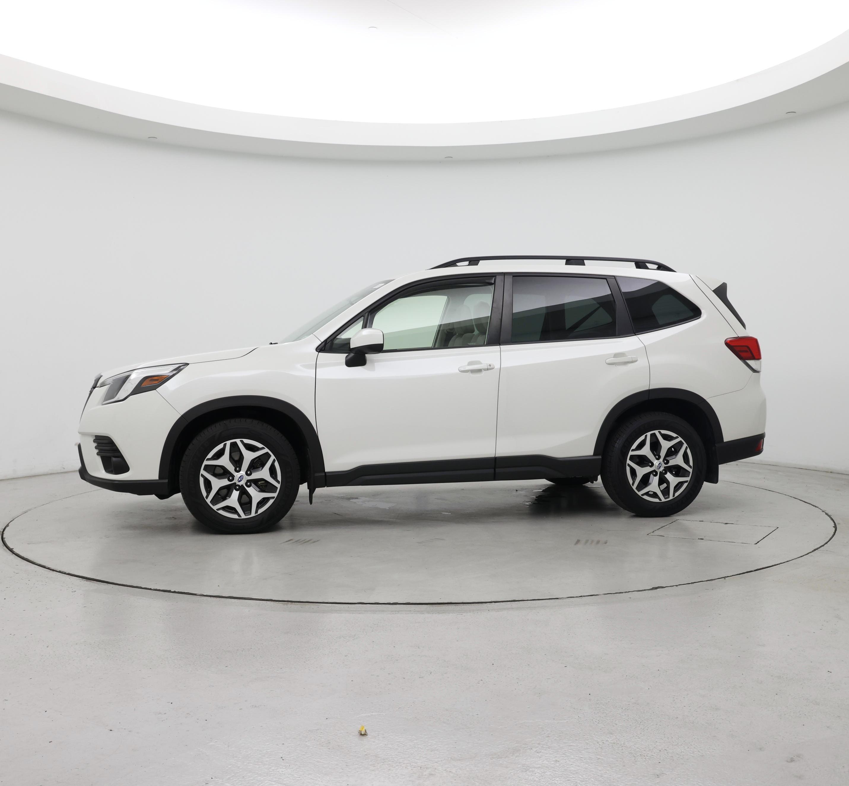 Thumbnail: 2023 Subaru Forester - 3