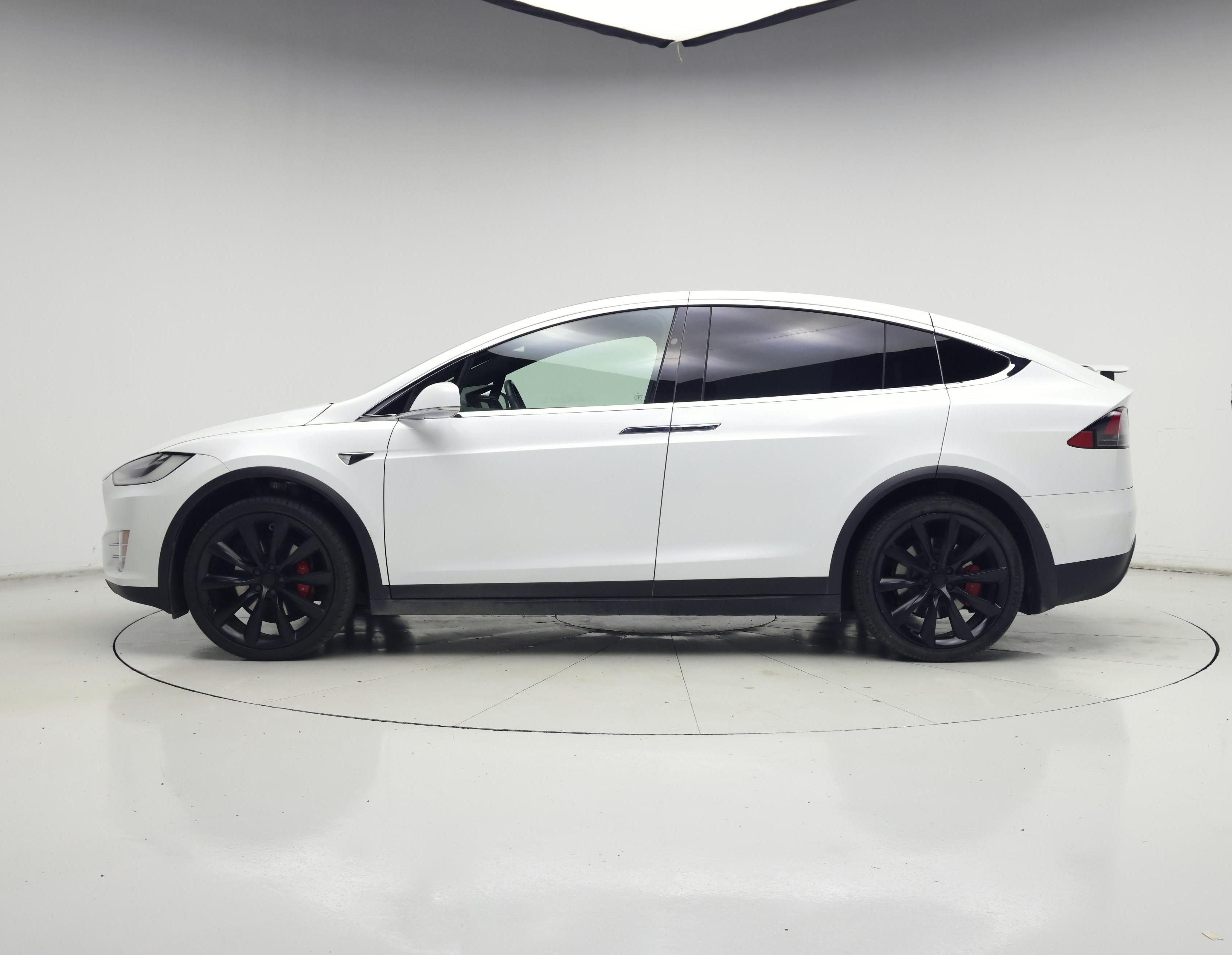 Thumbnail: 2020 Tesla Model X - 3