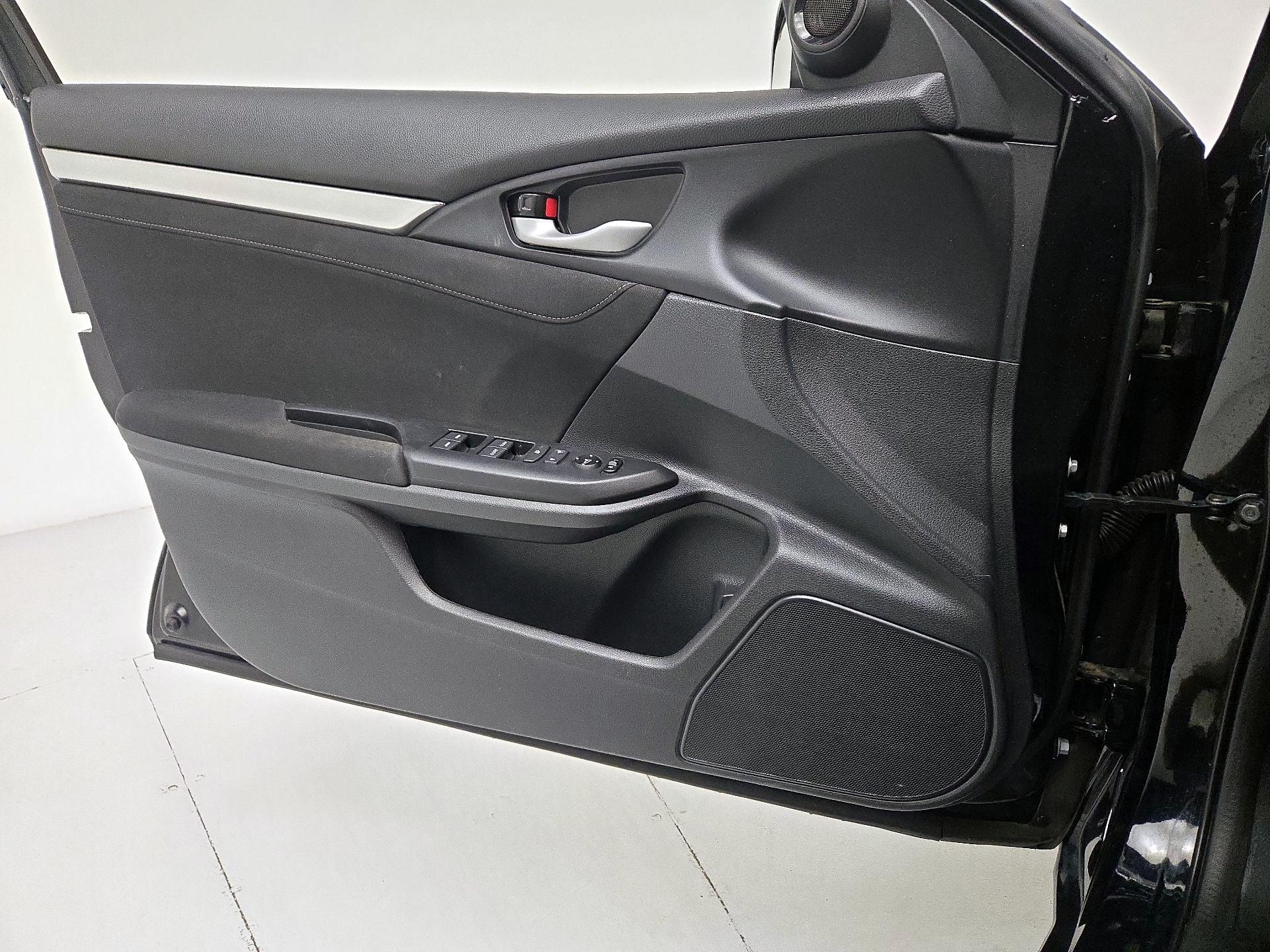 Thumbnail: 2020 Honda Civic - 12