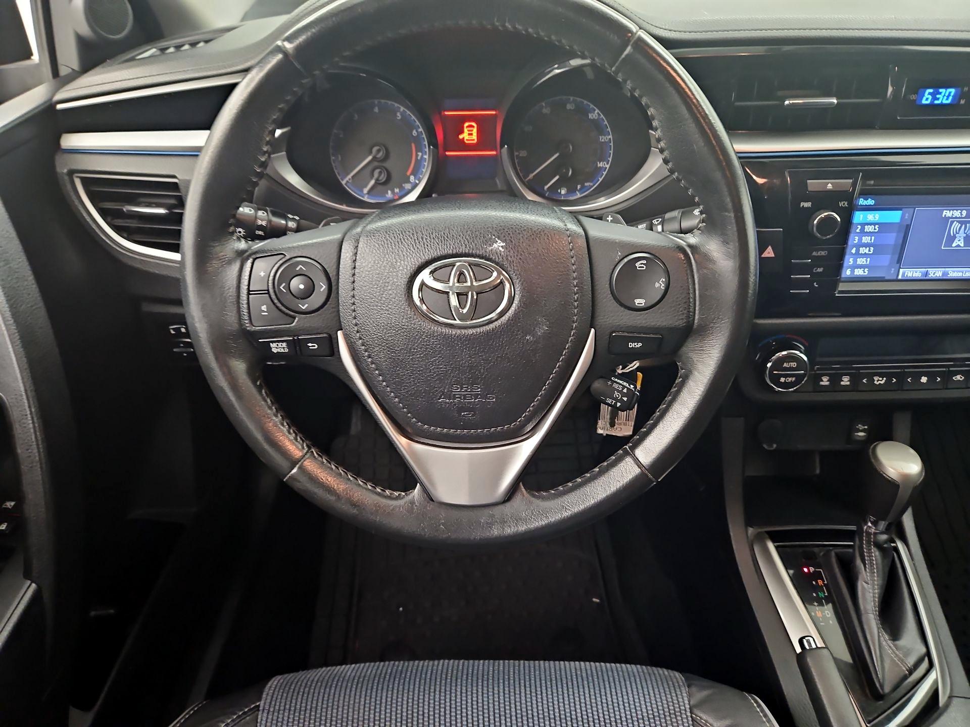 Thumbnail: 2014 Toyota Corolla - 10