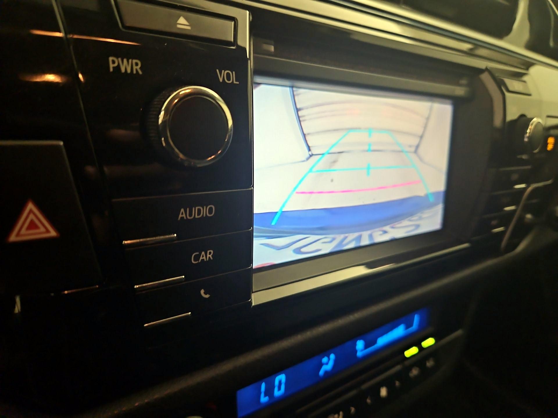 Thumbnail: 2014 Toyota Corolla - 14